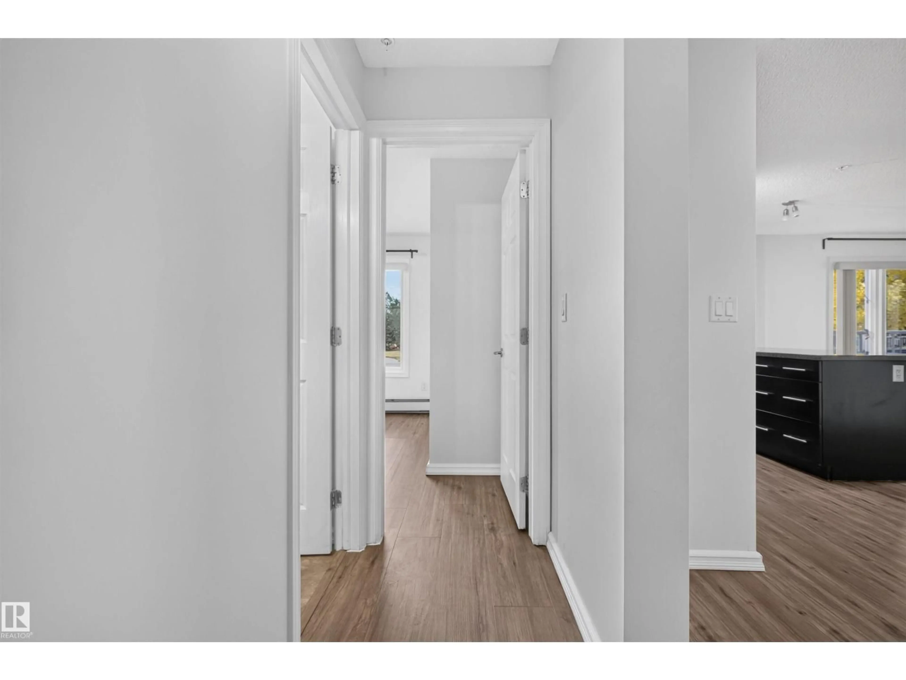 Indoor entryway for #116 - 2204 44 AV, Edmonton Alberta T6T0G5