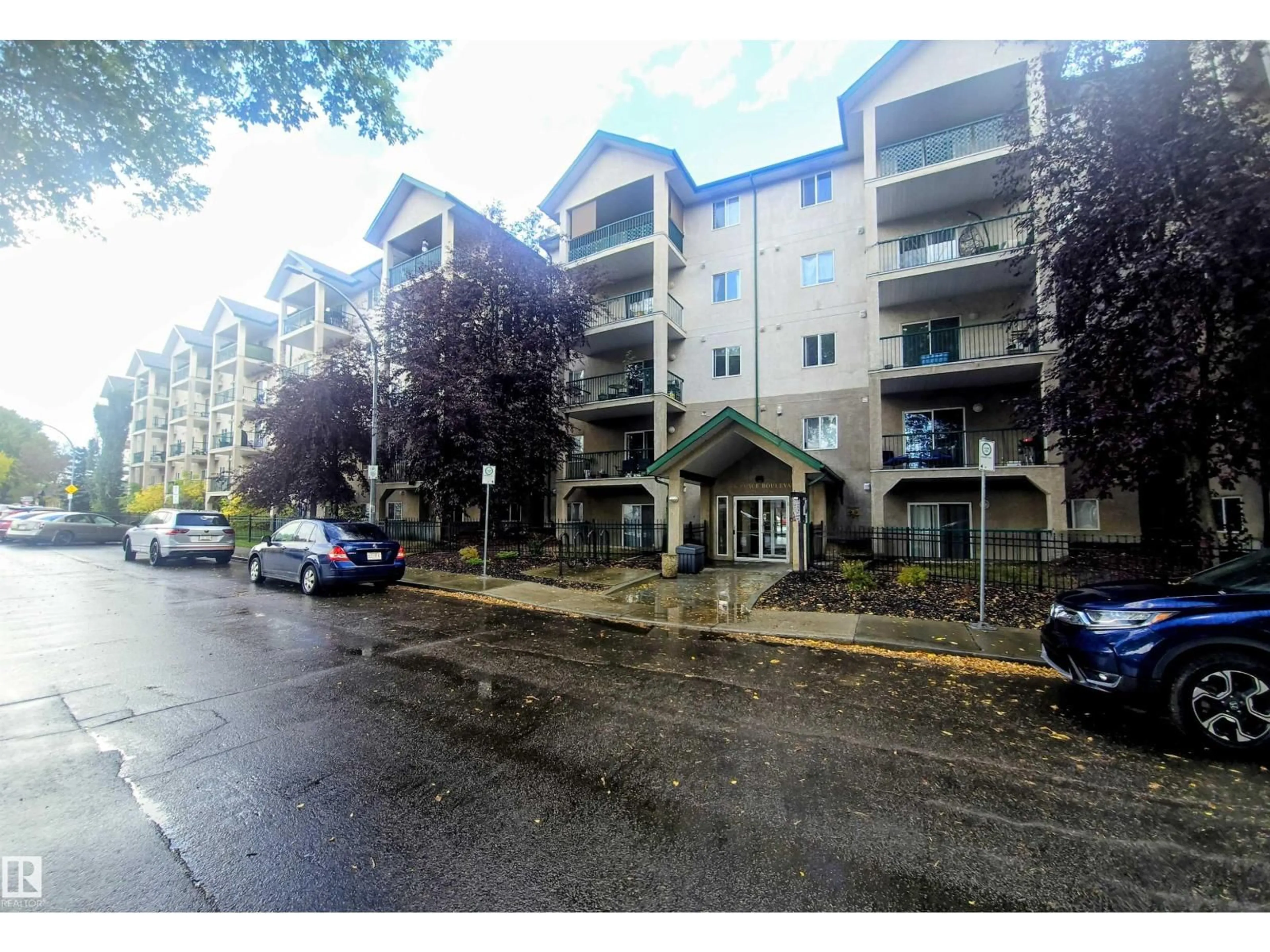 Blurry image for #502 - 11325 83 ST, Edmonton Alberta T5B4W5