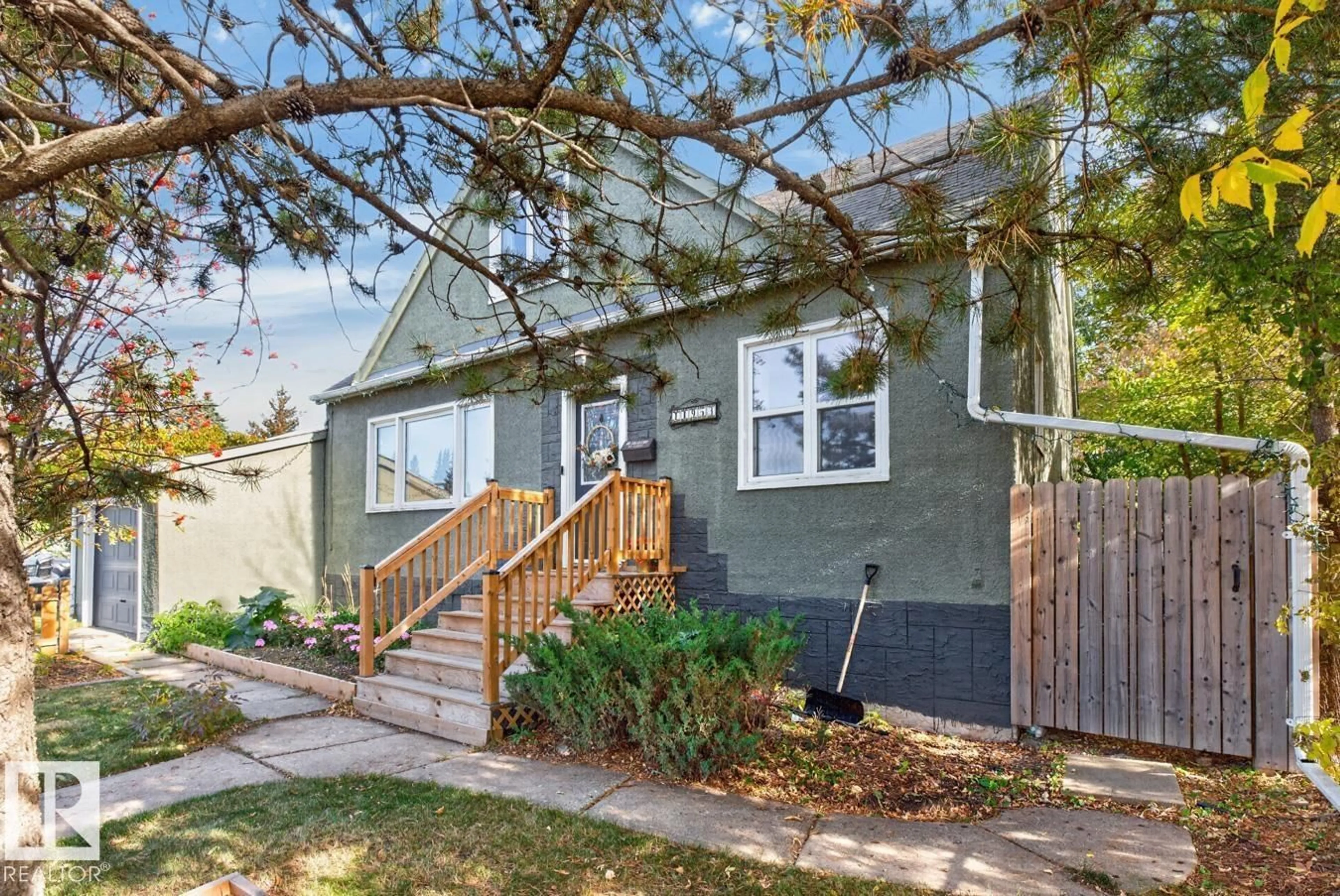 Home with vinyl exterior material, street for 11953 ST ALBERT TR, Edmonton Alberta T5L4G5