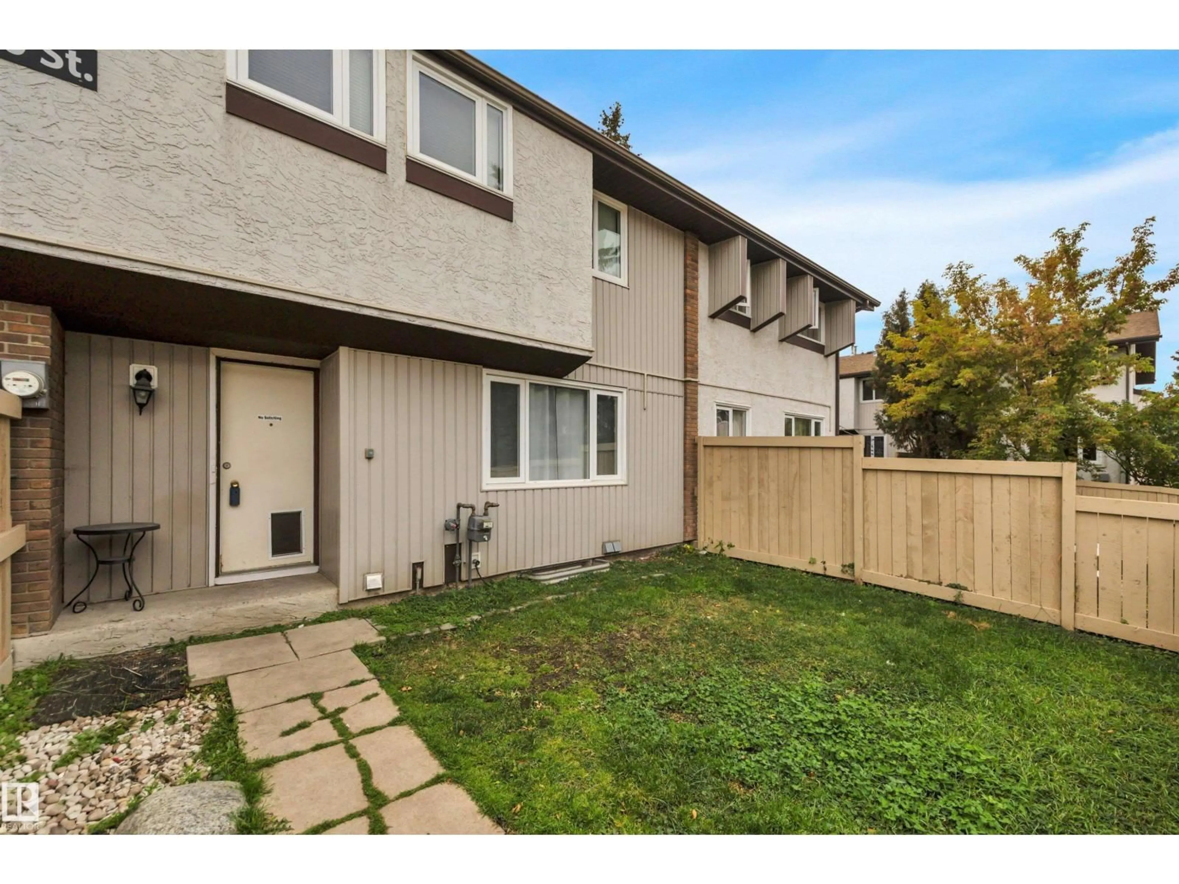 Patio, street for #8 - 14130 80 ST, Edmonton Alberta T5C1L6