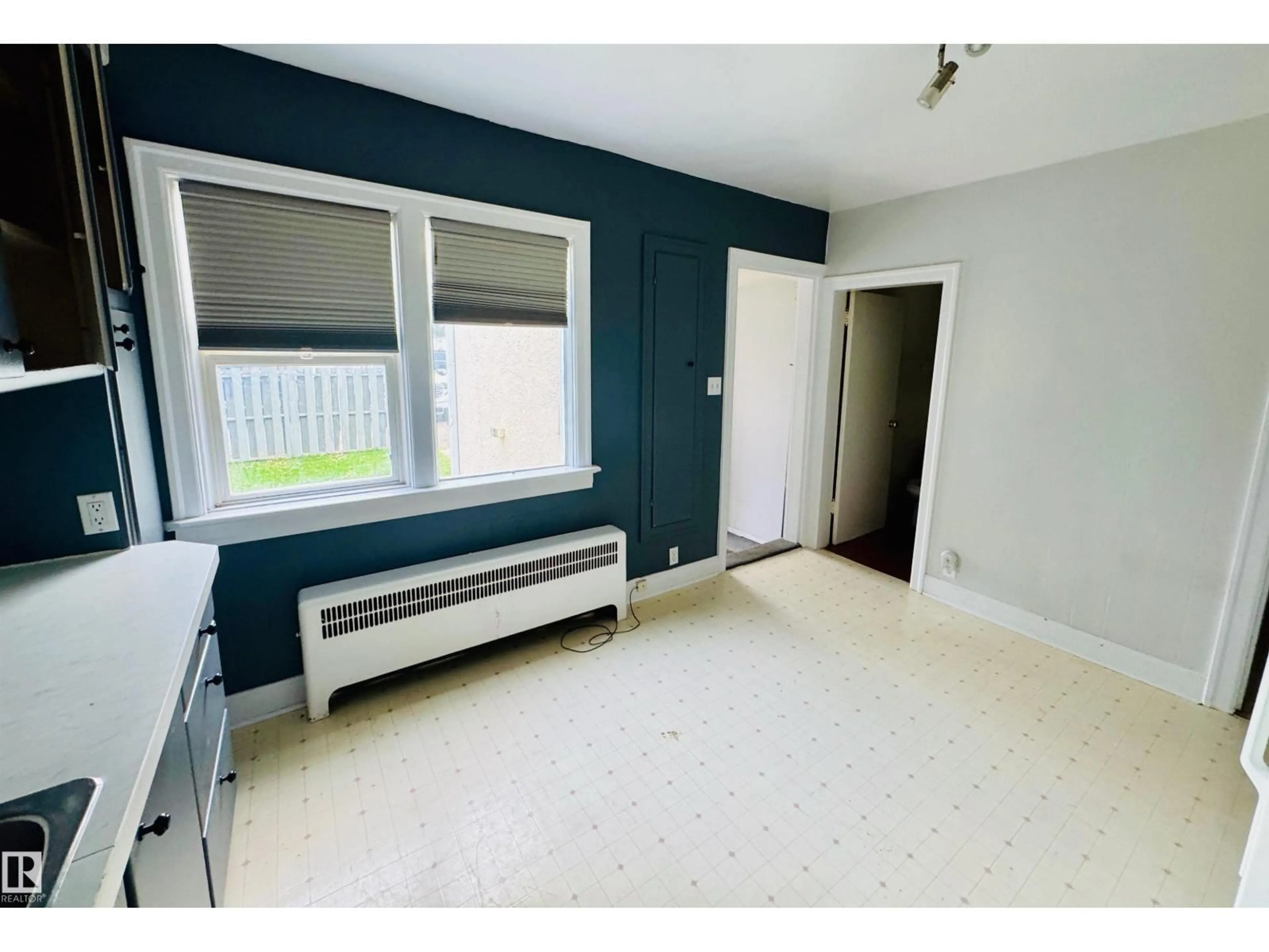 A pic of a room for 4829 51 AV, St. Paul Town Alberta T0A3A3