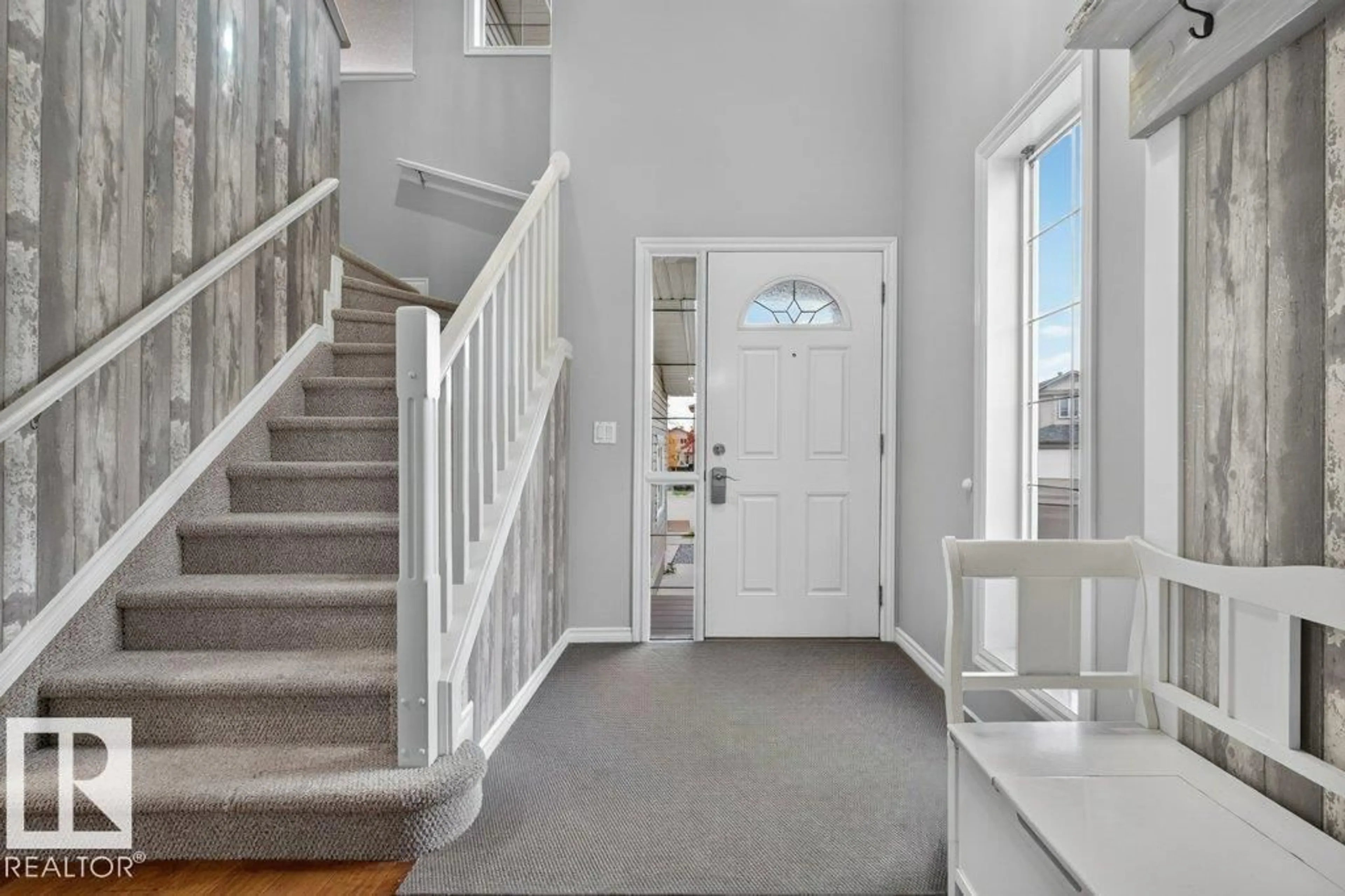 Indoor entryway for 31 DOUGLAS CR, Leduc Alberta T9E8P4