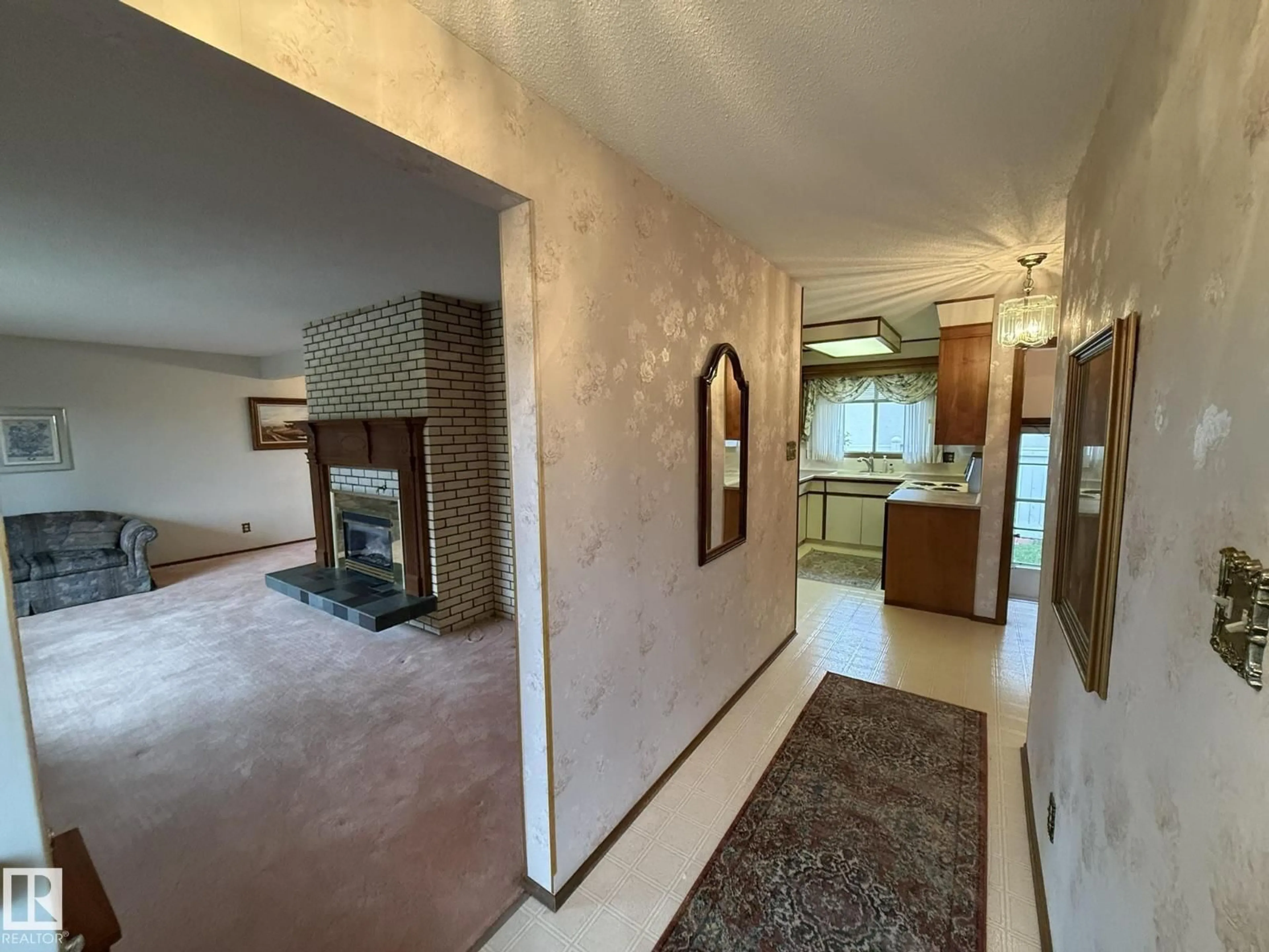 Unknown for NW - 15207 73A ST, Edmonton Alberta T5C0W7