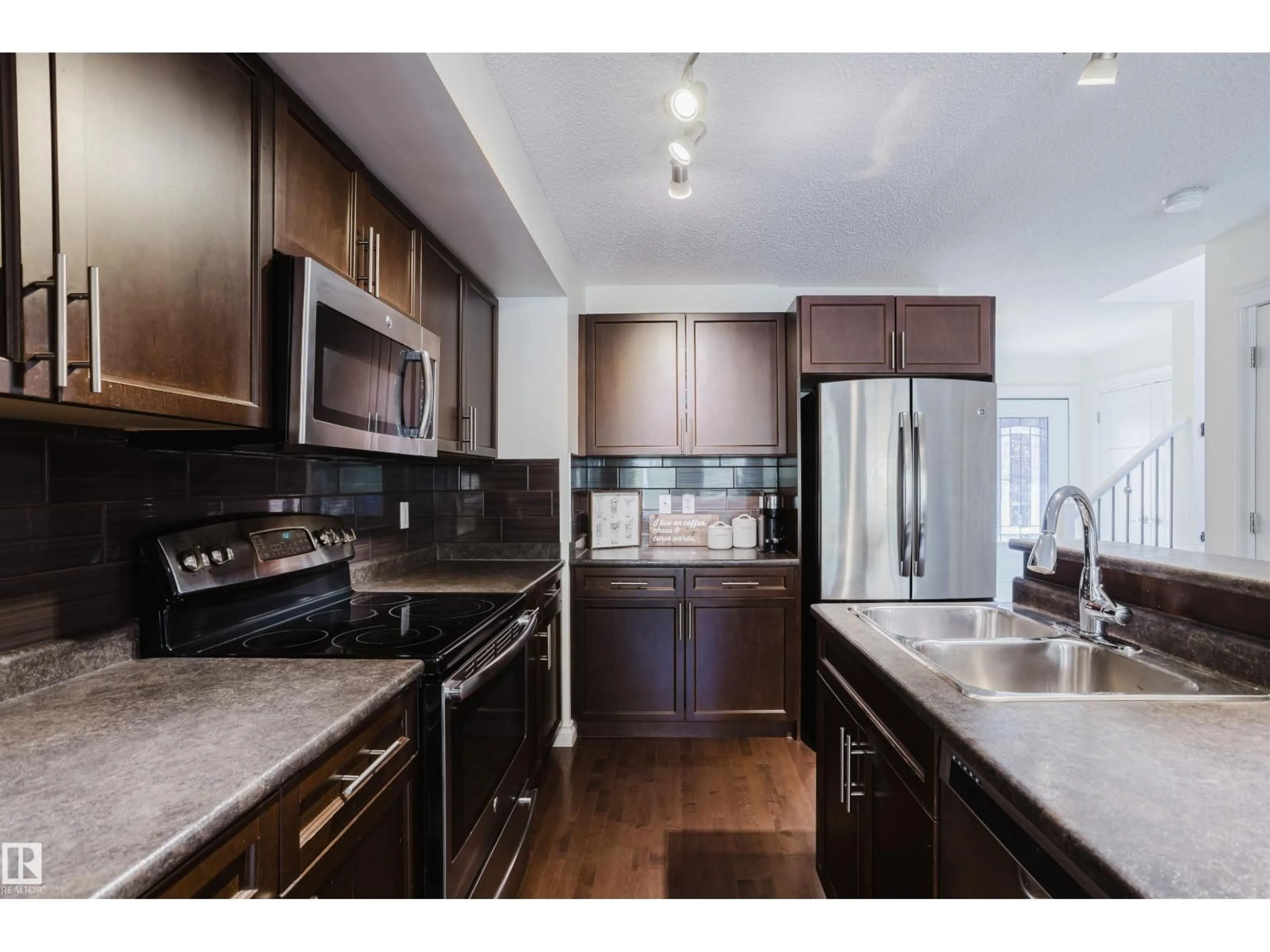 Open concept kitchen, unknown for 44 HAMILTON CT, Spruce Grove Alberta T7X0K4