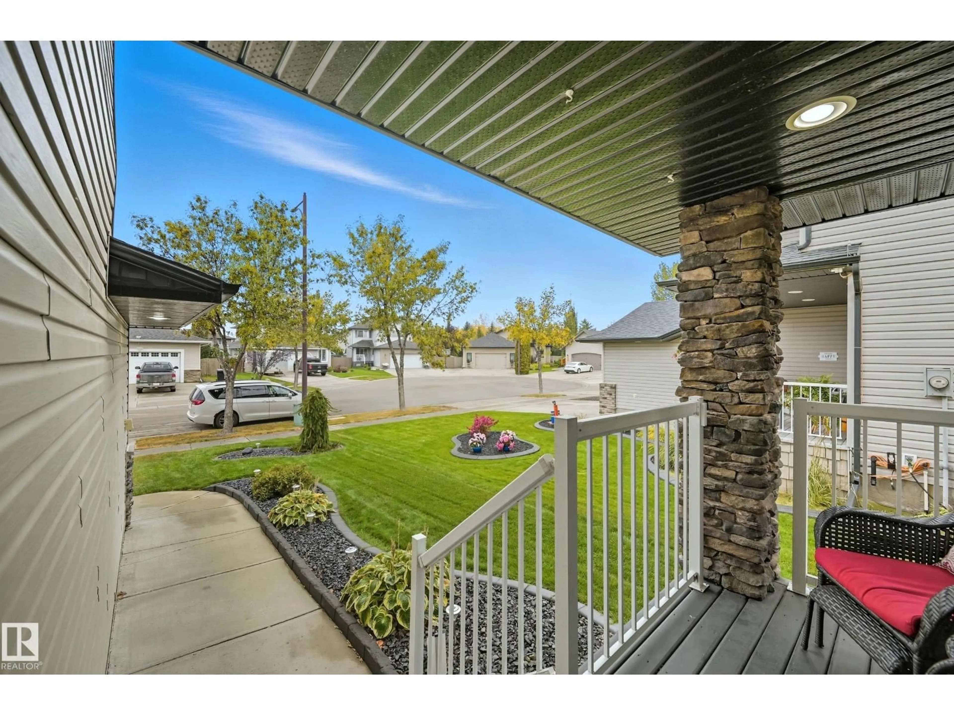 Patio, unknown for 5 VALLEY CL, Fort Saskatchewan Alberta T8L4P1