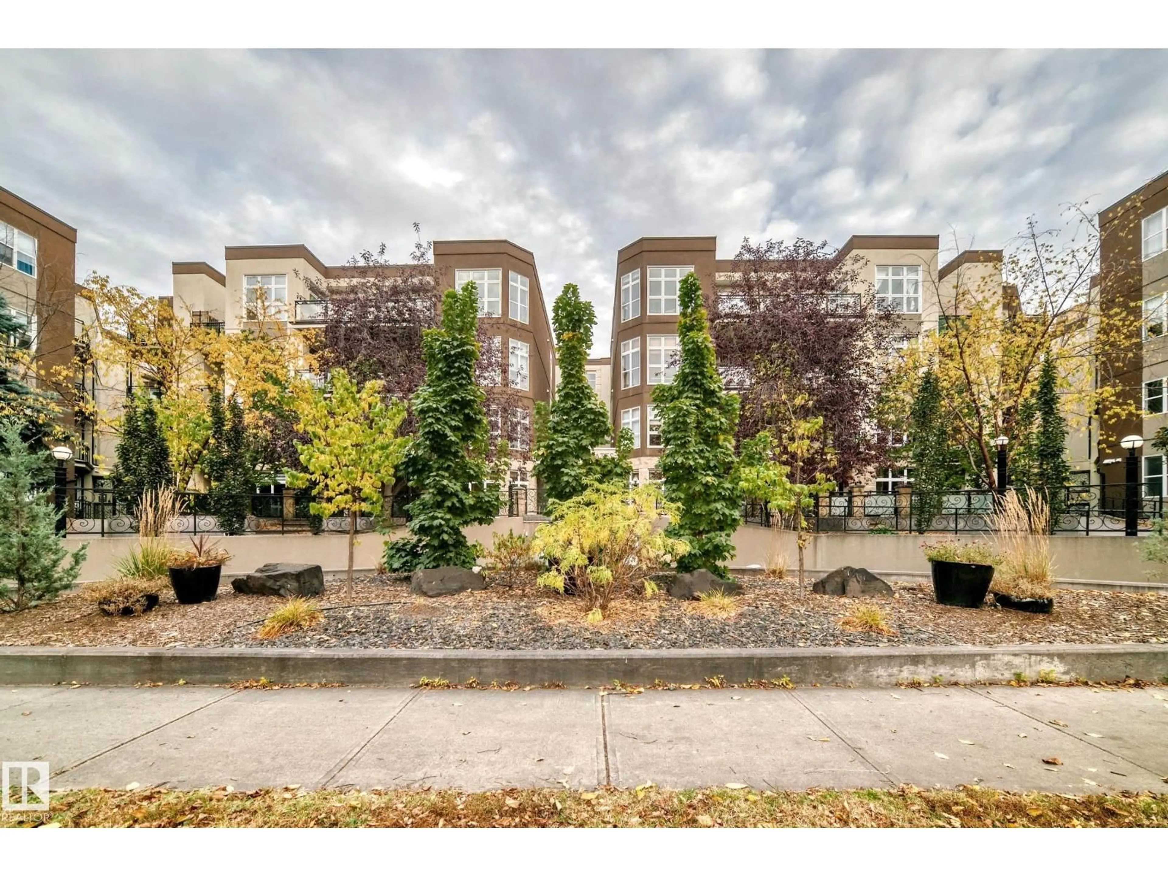 Unknown for 432 - 10407 122 ST, Edmonton Alberta T5N4B8