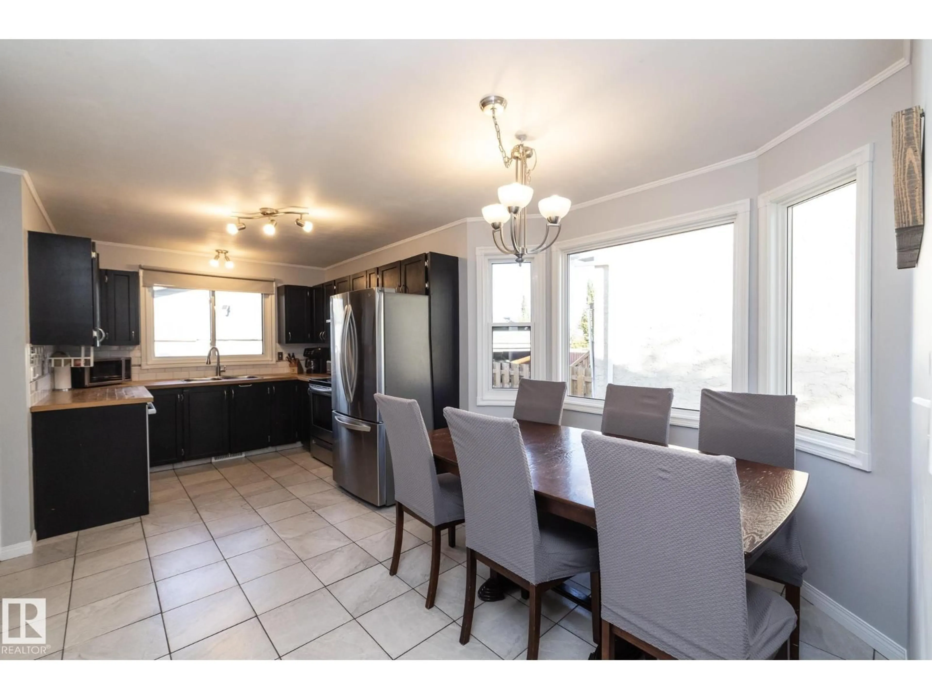 Dining room, unknown for 5026 52 ST, Calmar Alberta T0C0V0