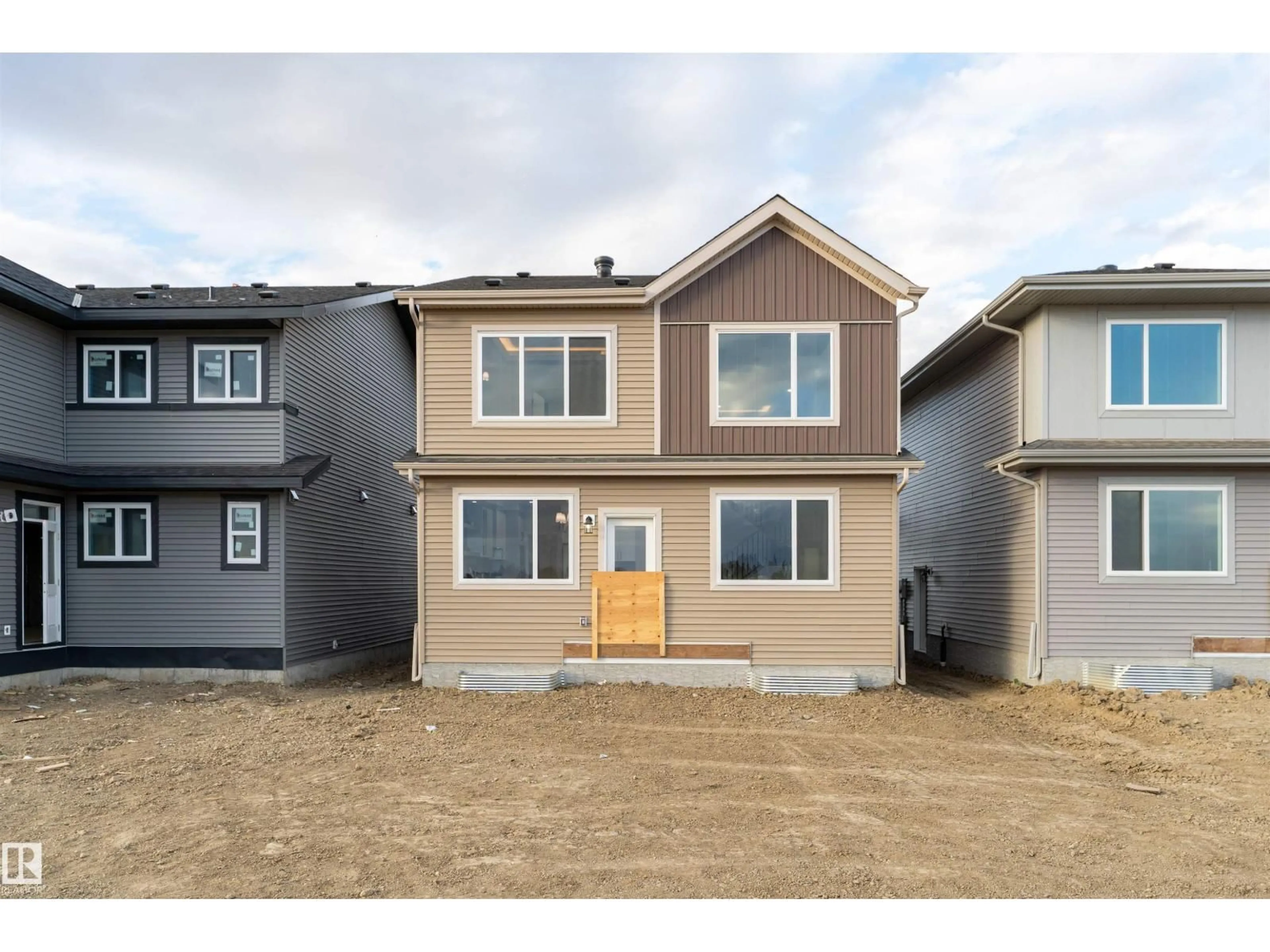 Home with vinyl exterior material, street for 3805 38 AVE, Beaumont Alberta T4X3A1