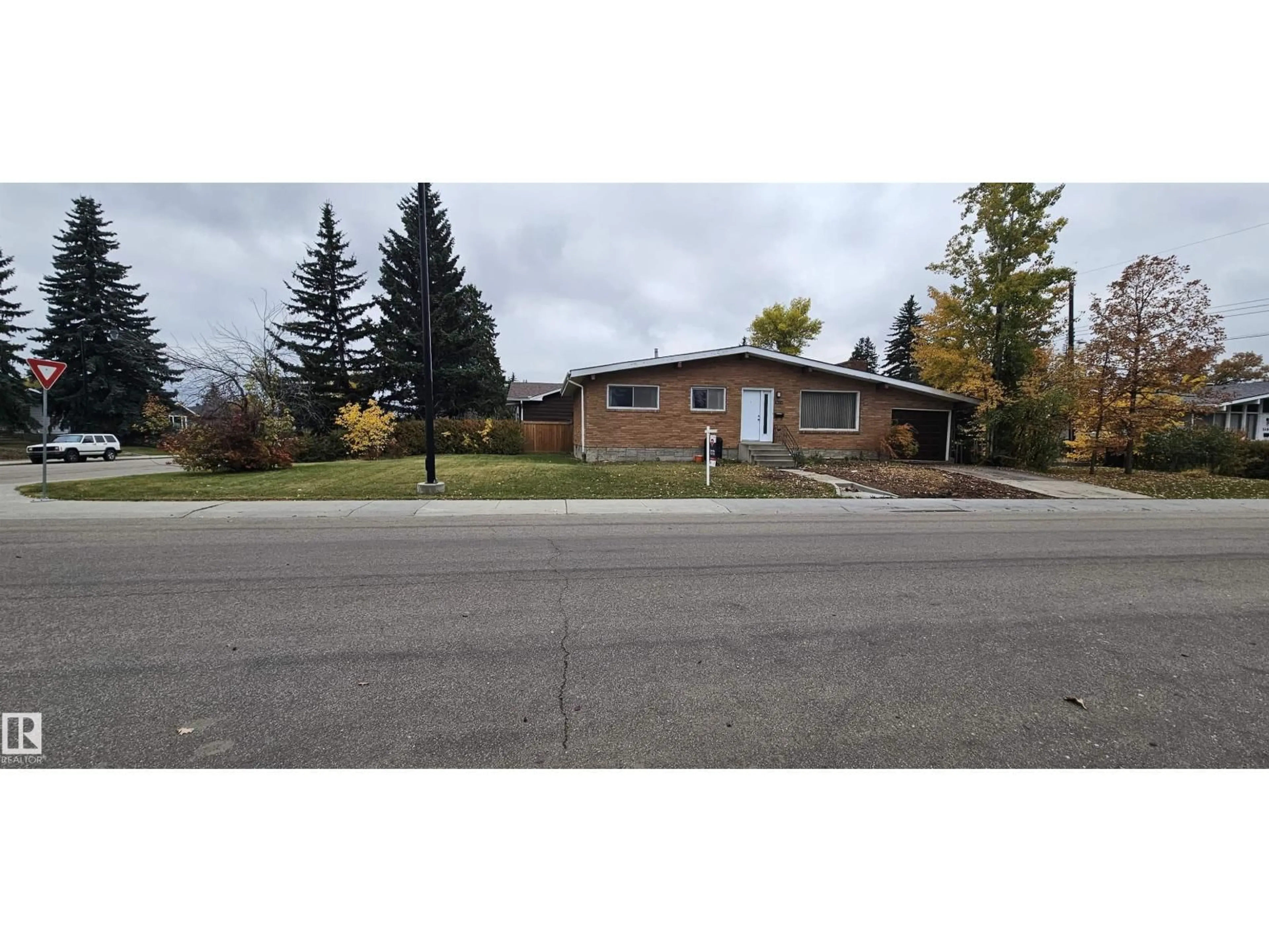 Unknown for NW - 5404 111A ST, Edmonton Alberta T6H3H1