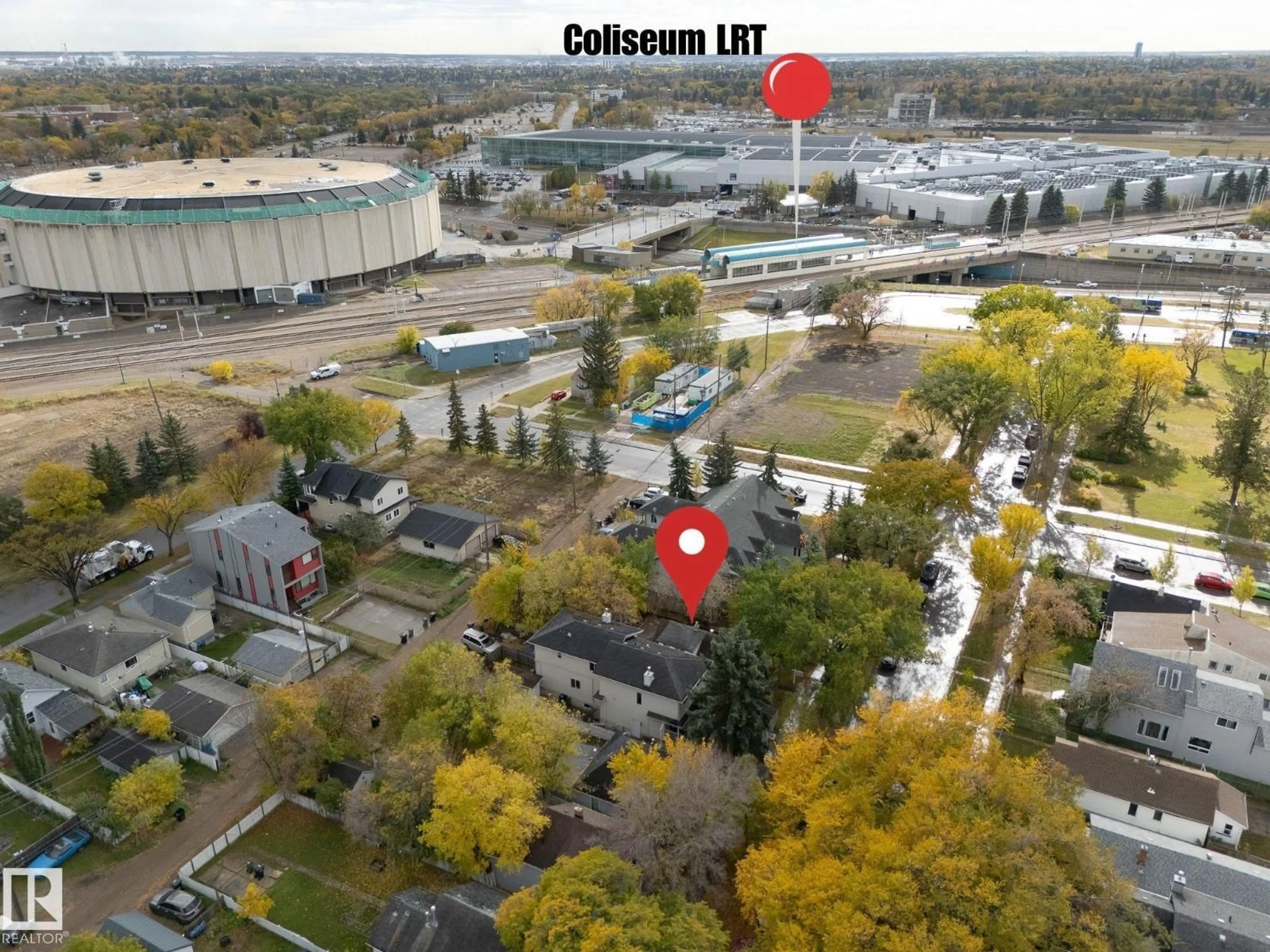 A pic from outside/outdoor area/front of a property/back of a property/a pic from drone, city buildings view from balcony for NW - 11911 77 ST, Edmonton Alberta T5B2G5