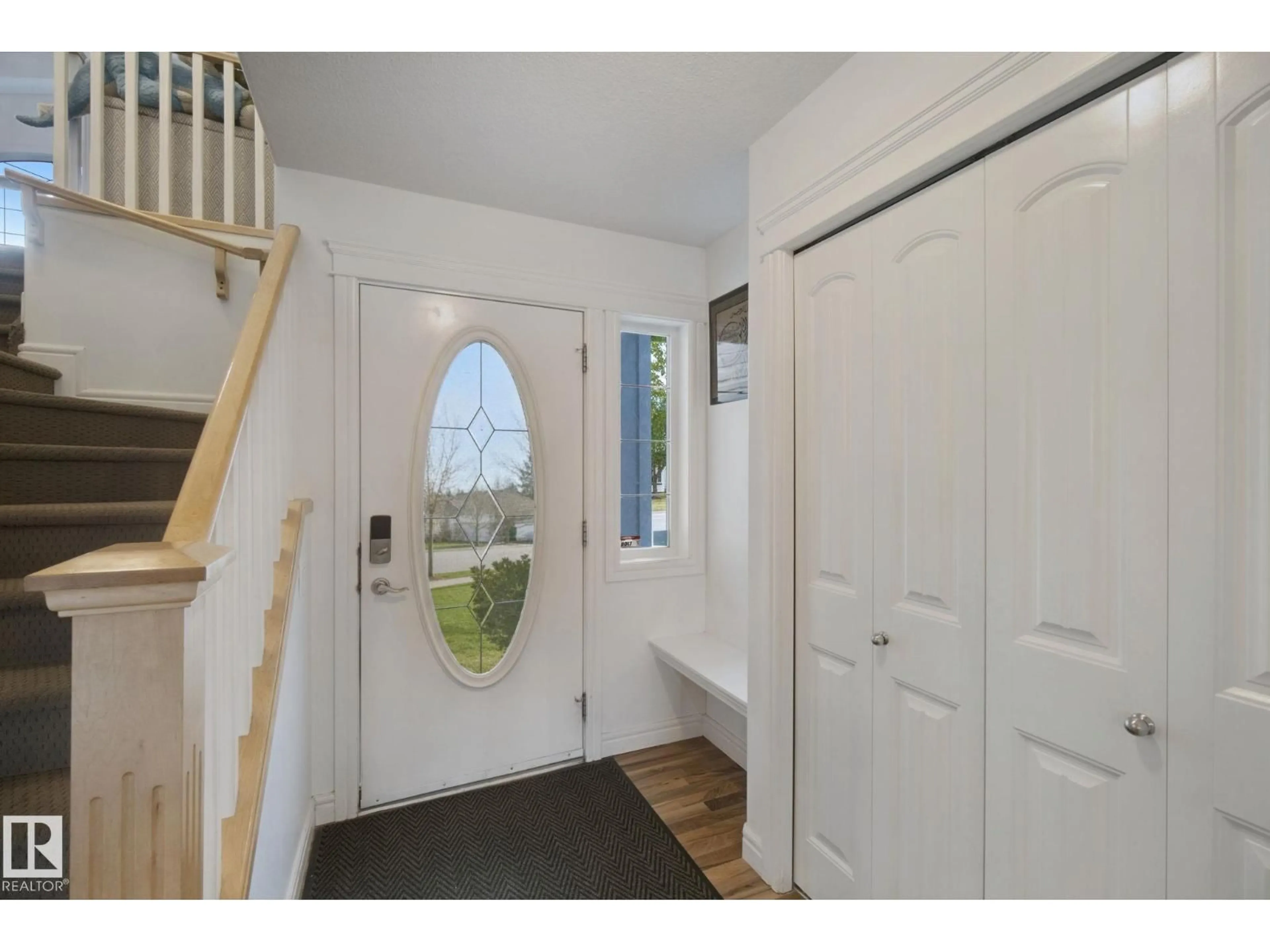 Indoor entryway for 4113 158 AV, Edmonton Alberta T5Y0A3