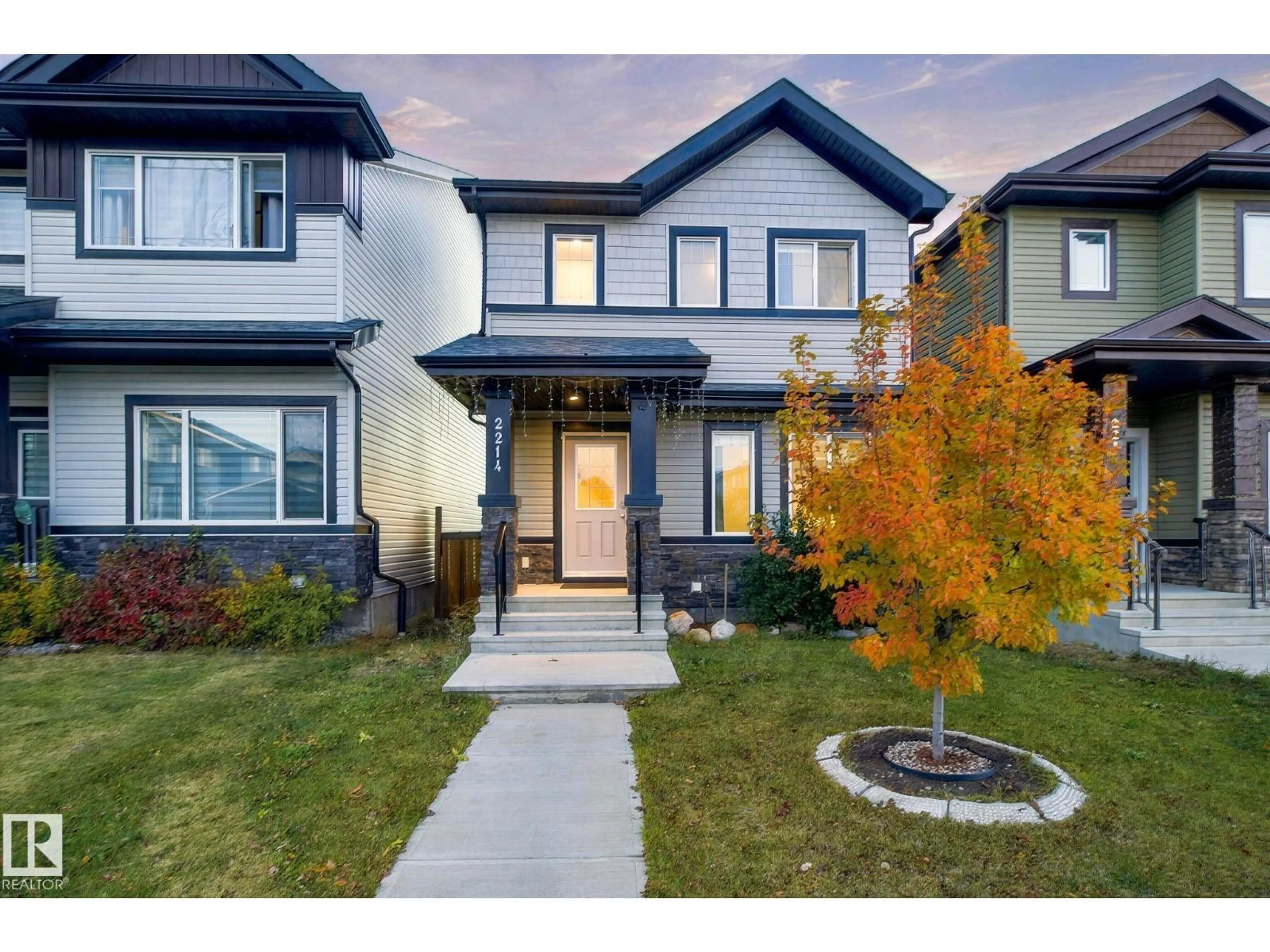 Unknown for 2214 54 ST, Edmonton Alberta T6X2X7