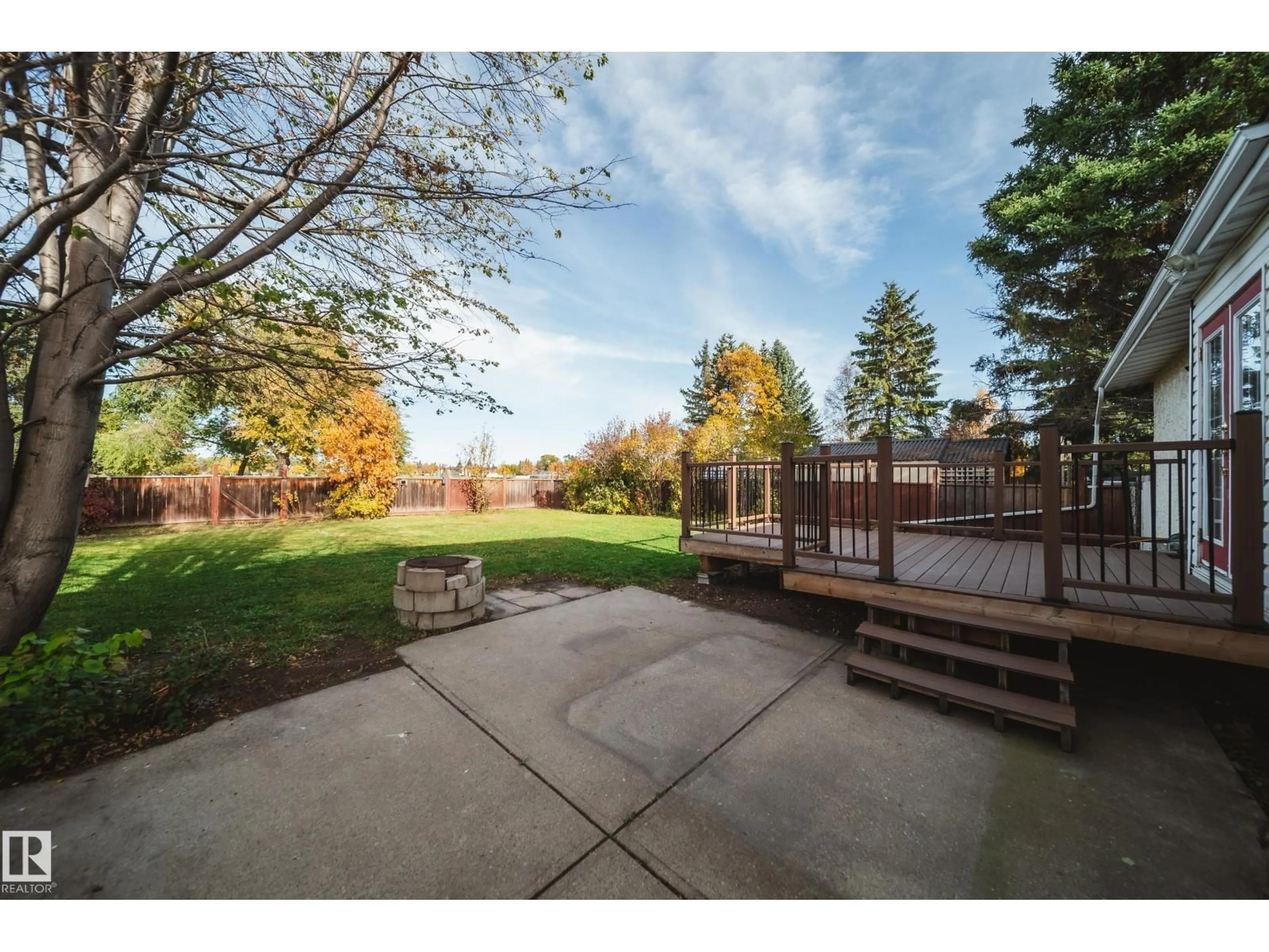 Patio, water/lake/river/ocean view for 11720 158 AV, Edmonton Alberta T5X2K4