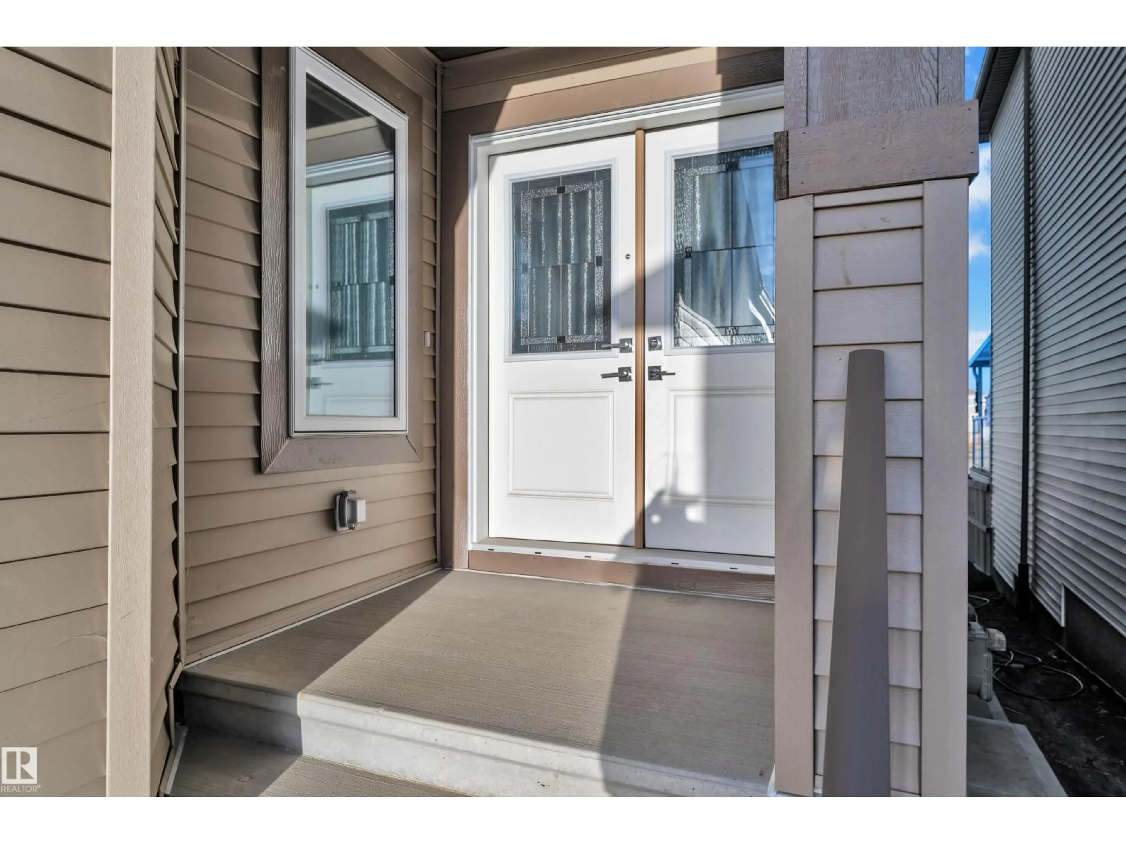 Indoor entryway for 4323 66 ST, Beaumont Alberta T4X0Z3