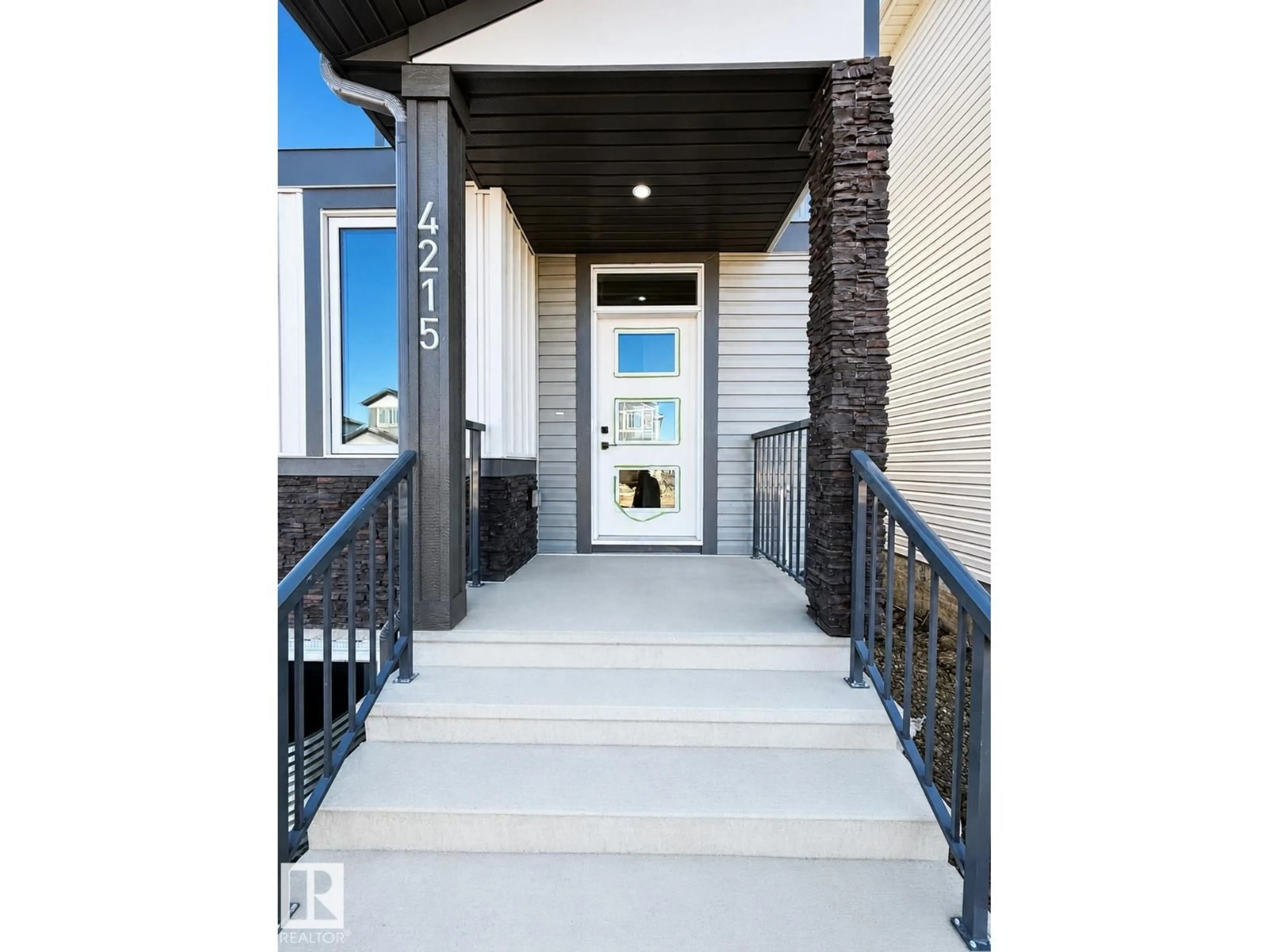 Indoor entryway for 4215 63 ST, Beaumont Alberta T6X3E9