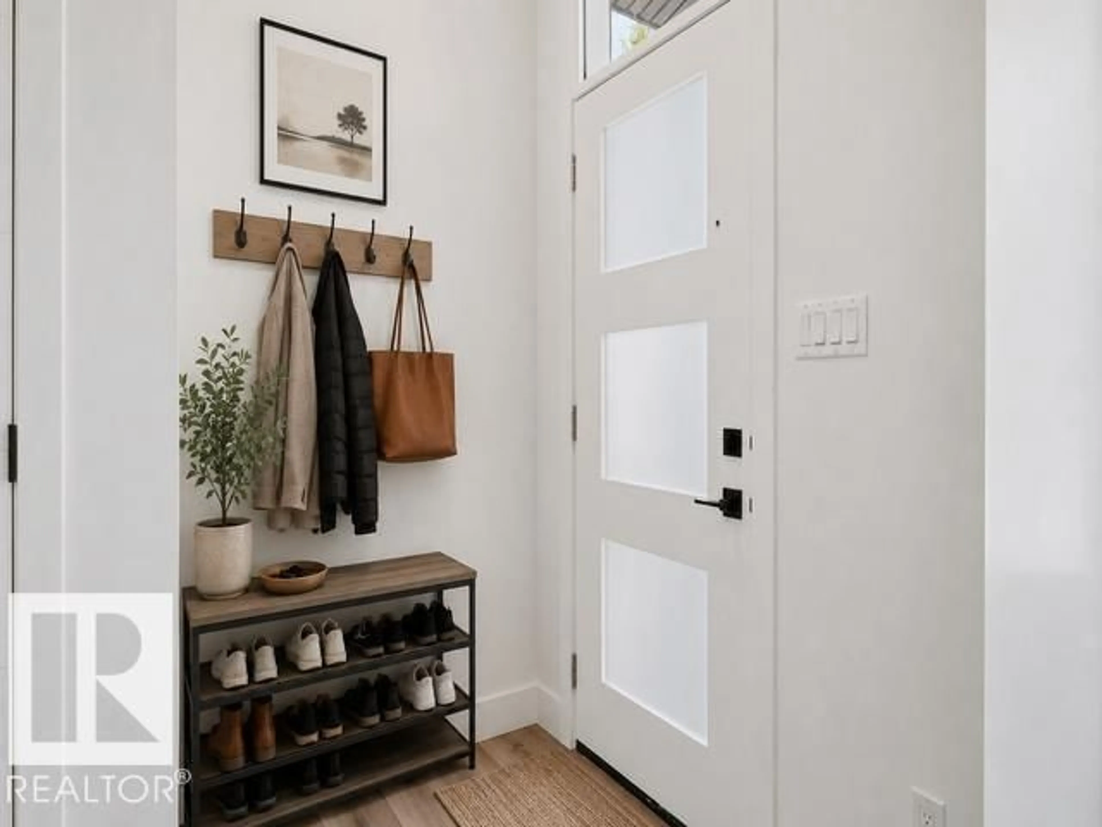 Indoor entryway for 11032 128 ST, Edmonton Alberta T5M0W6