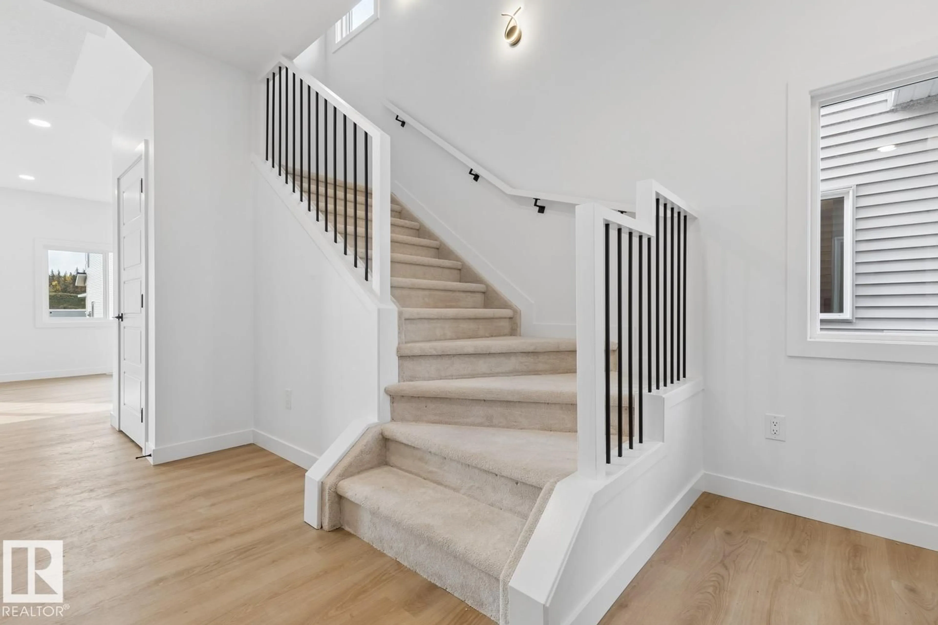 Stairs for 41 CALEDON CR, Spruce Grove Alberta T7X0Y8