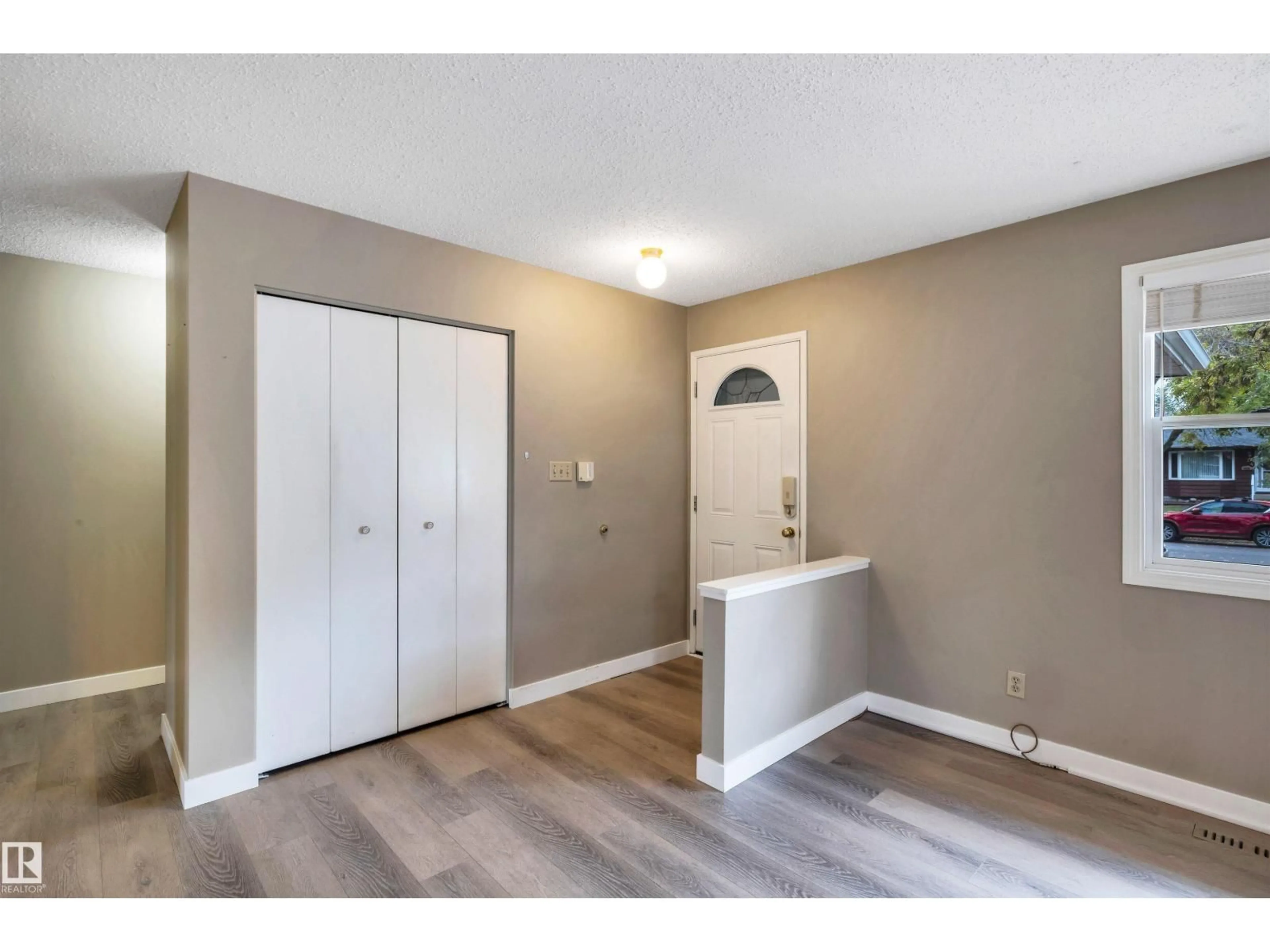 Unknown for 25 ATTWOOD DR, St. Albert Alberta T8N2T4