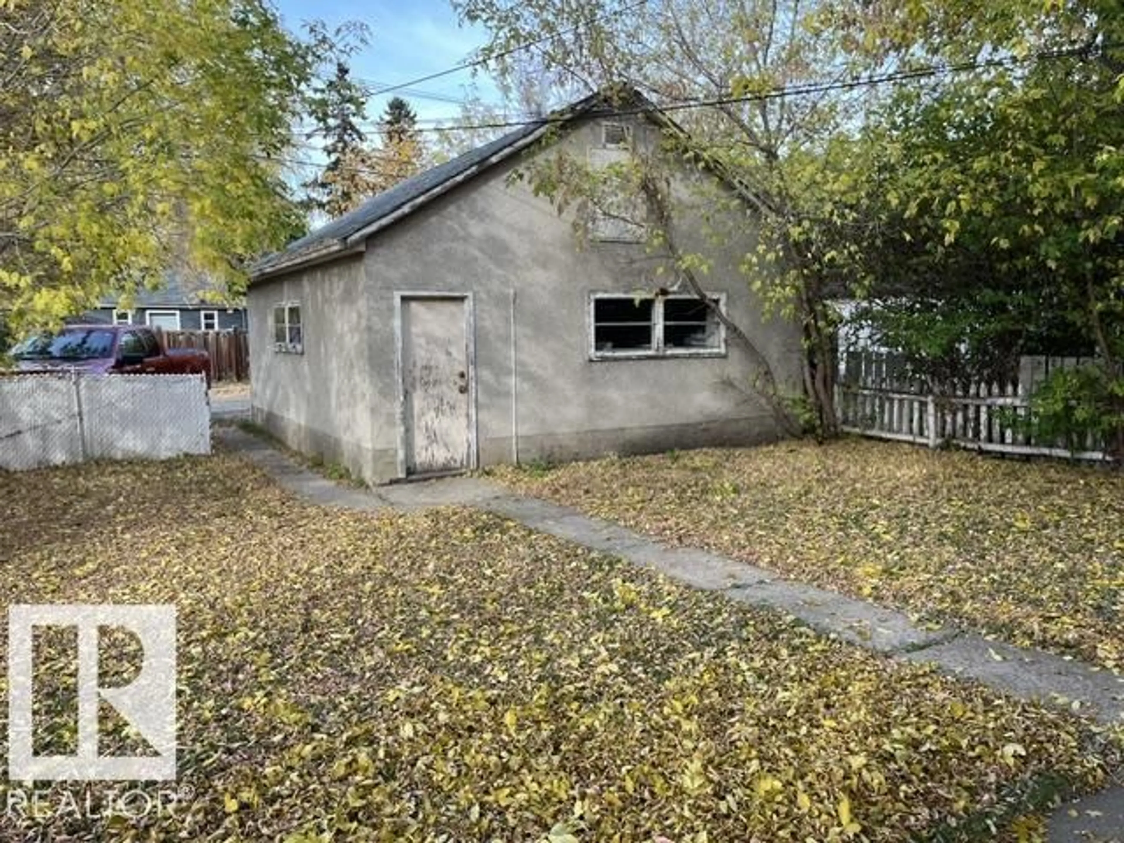 Shed for 8150 78 AV, Edmonton Alberta T6C0N4