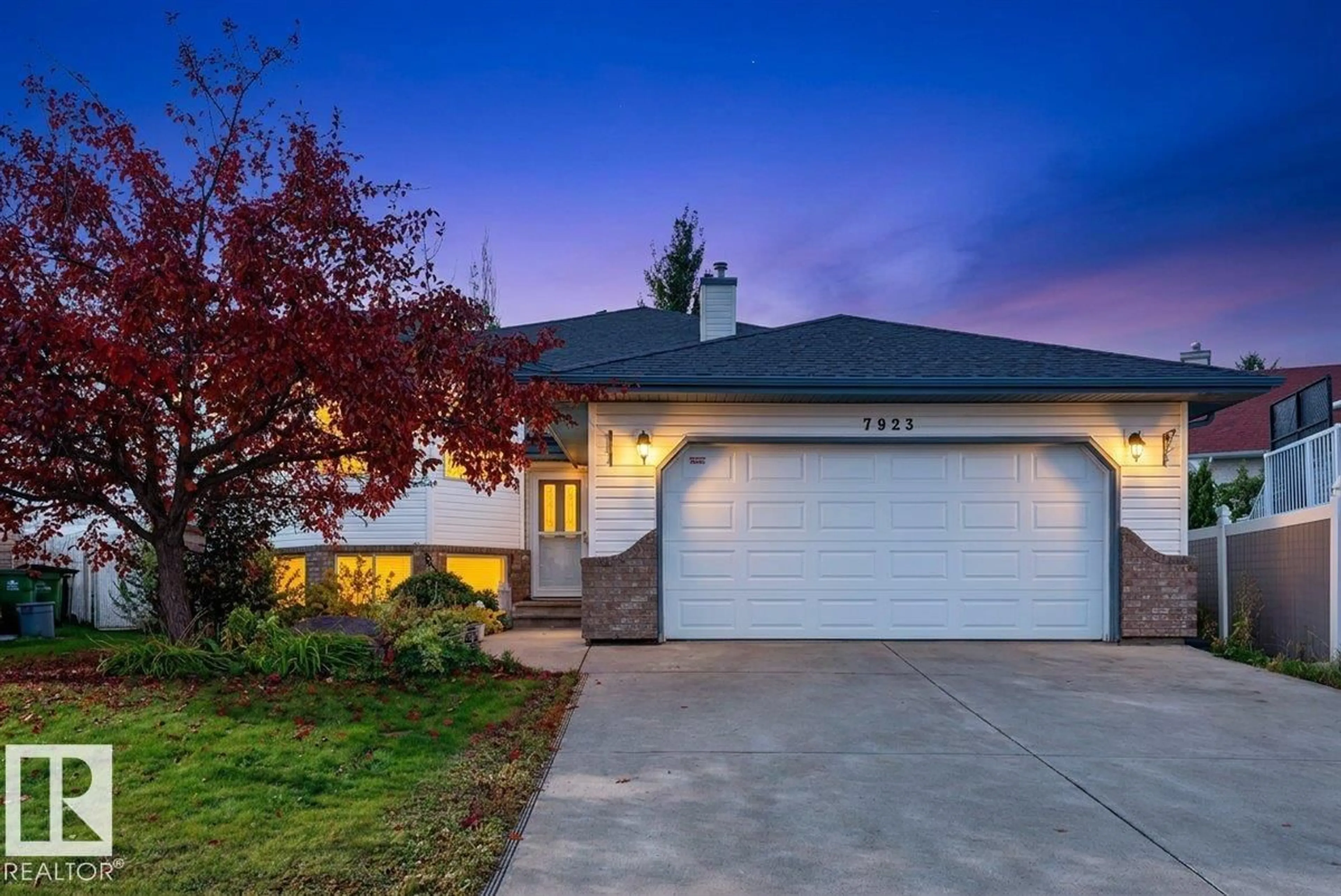 Home with vinyl exterior material, street for 7923 161 AV, Edmonton Alberta T5Z3E9