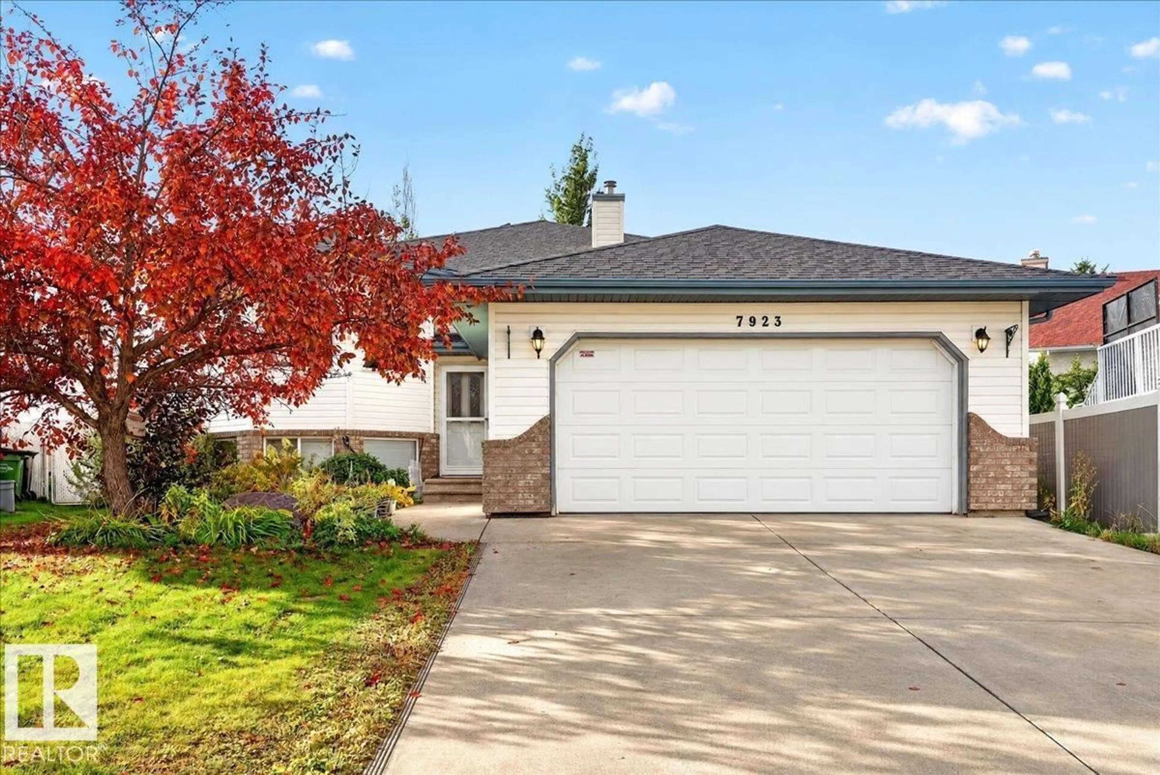 Home with vinyl exterior material, street for 7923 161 AV, Edmonton Alberta T5Z3E9