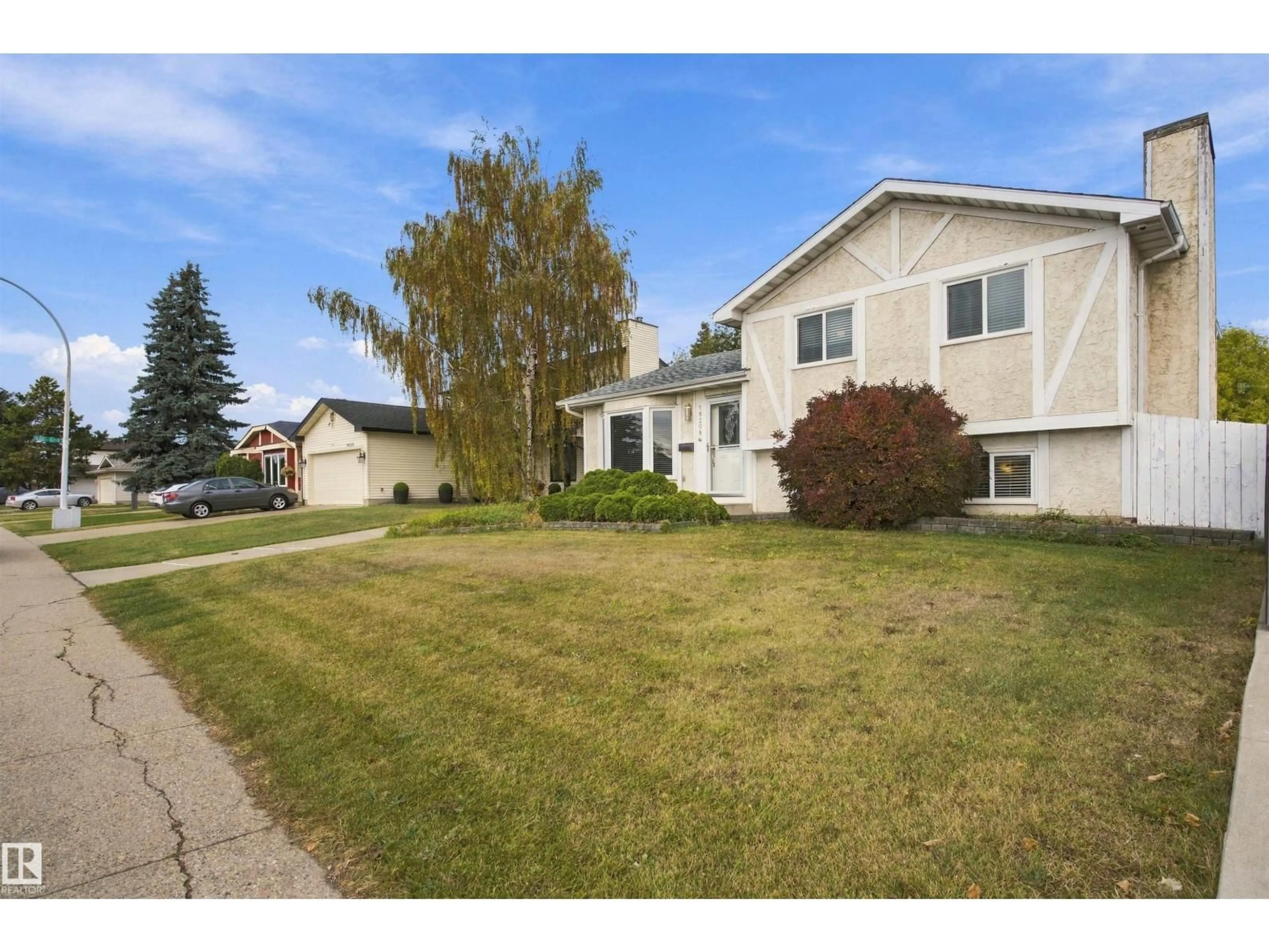 Unknown for 18208 99 AV, Edmonton Alberta T5T3J2