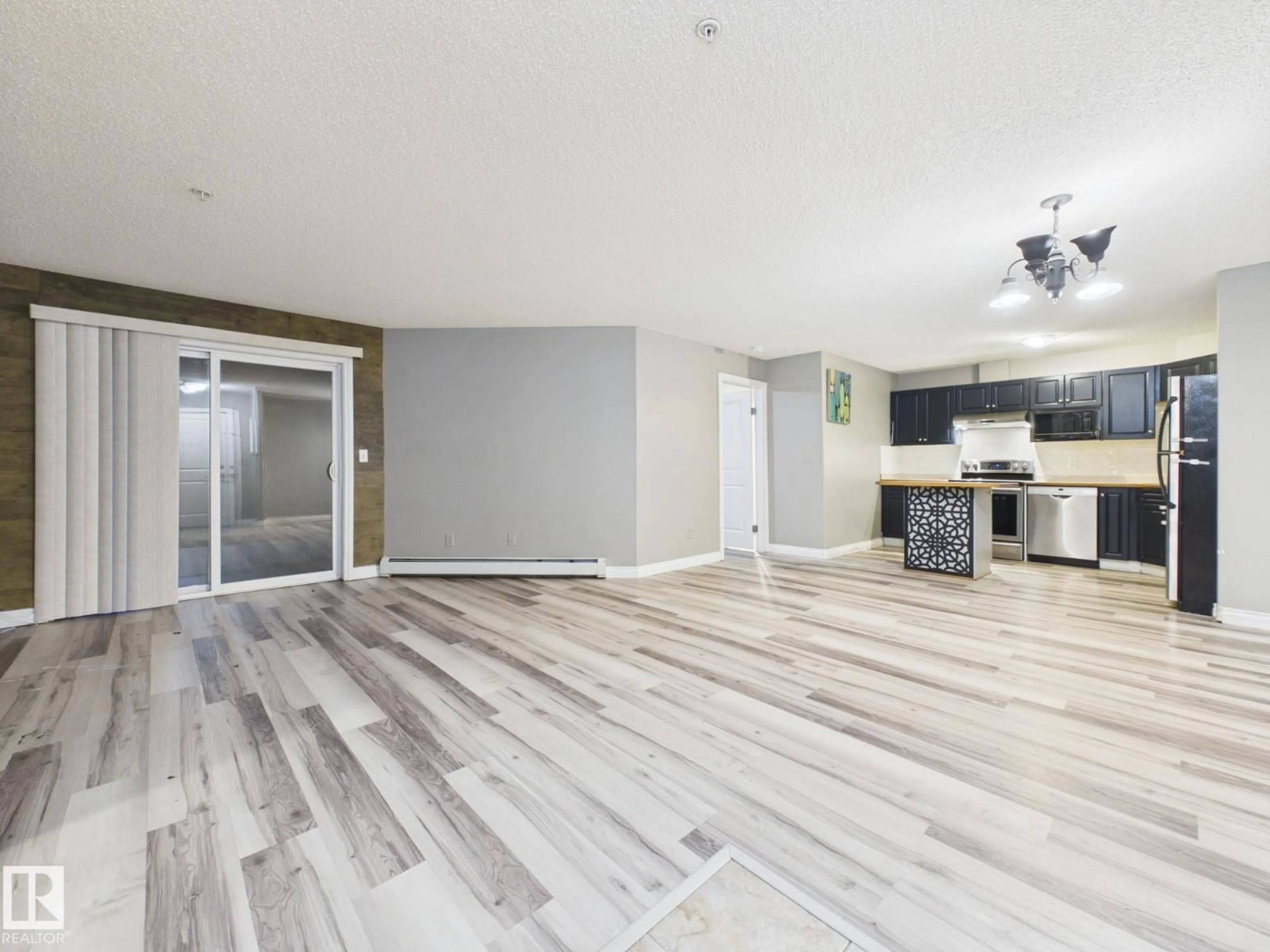 Unknown for #102 - 16221 95 ST, Edmonton Alberta T5Z3V3