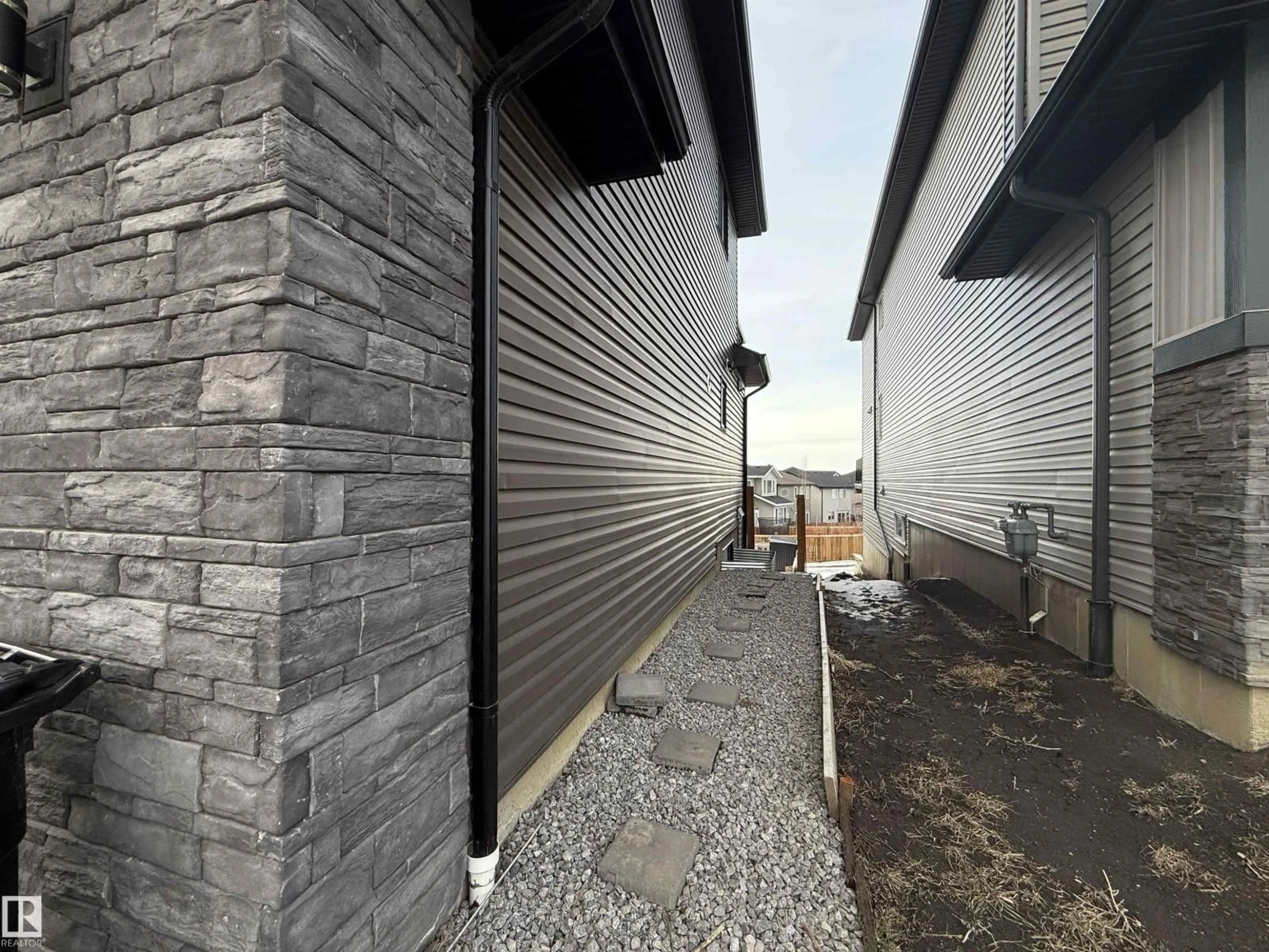 Unknown for 1210 PEREGRINE TC, Edmonton Alberta T5S0M3