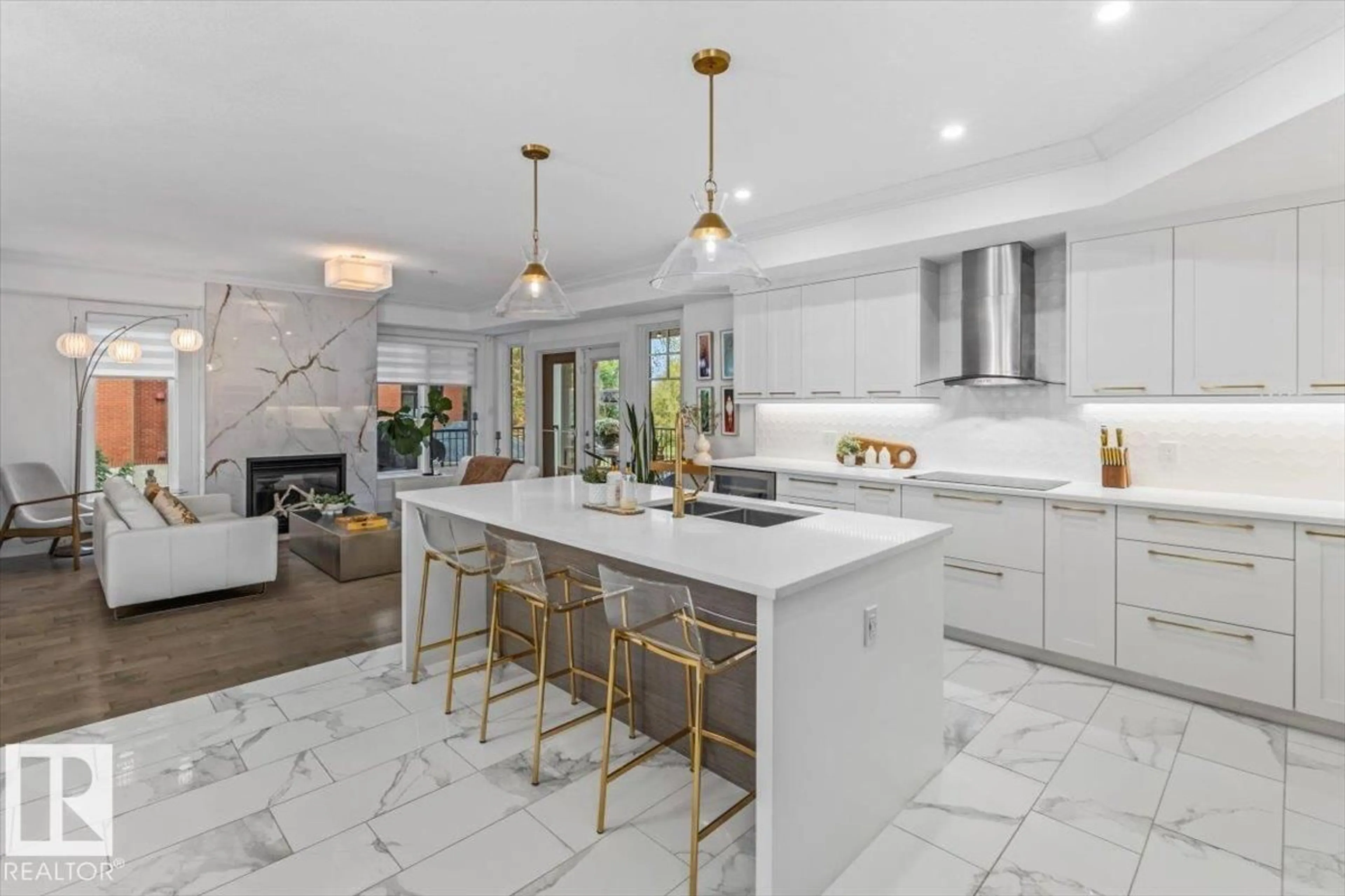 Open concept kitchen, ceramic/tile floor for 209 - 9819 96A ST, Edmonton Alberta T6A4A2