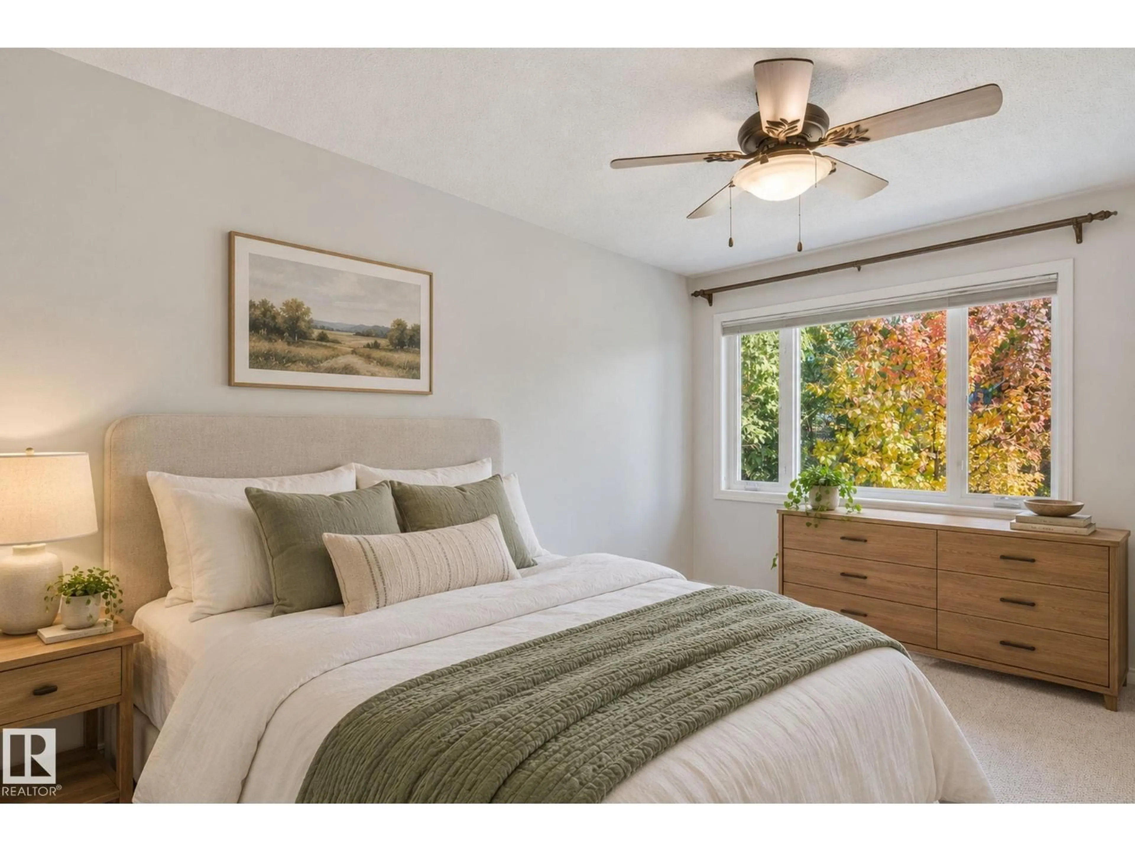 Bedroom with bed, unknown for 11946 70 ST, Edmonton Alberta T5B1T9