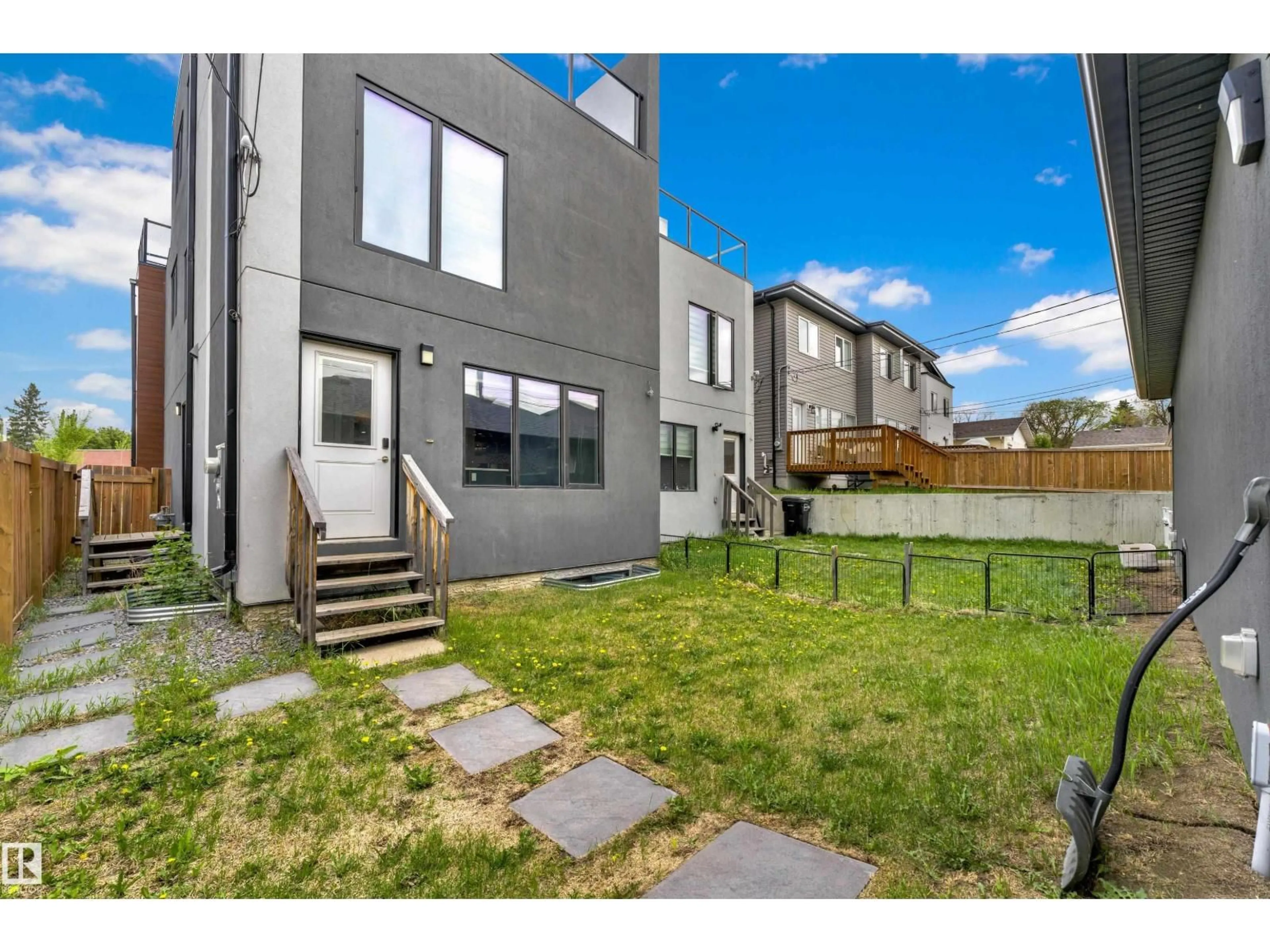Unknown for 9329 CONNORS RD, Edmonton Alberta T6C4B9