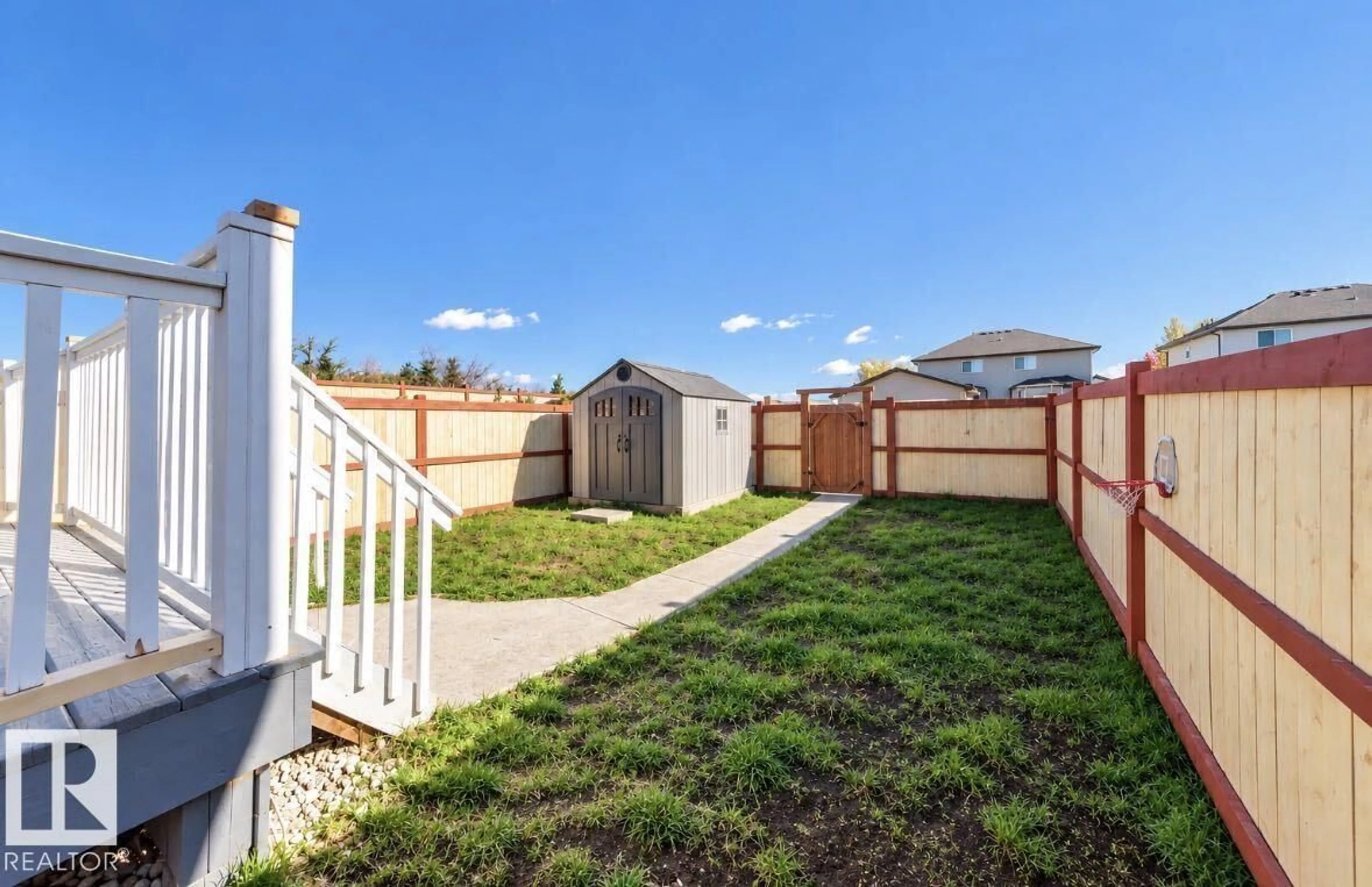 A pic from outside/outdoor area/front of a property/back of a property/a pic from drone, street for 447 SONGHURST PL, Leduc Alberta T9E0P9
