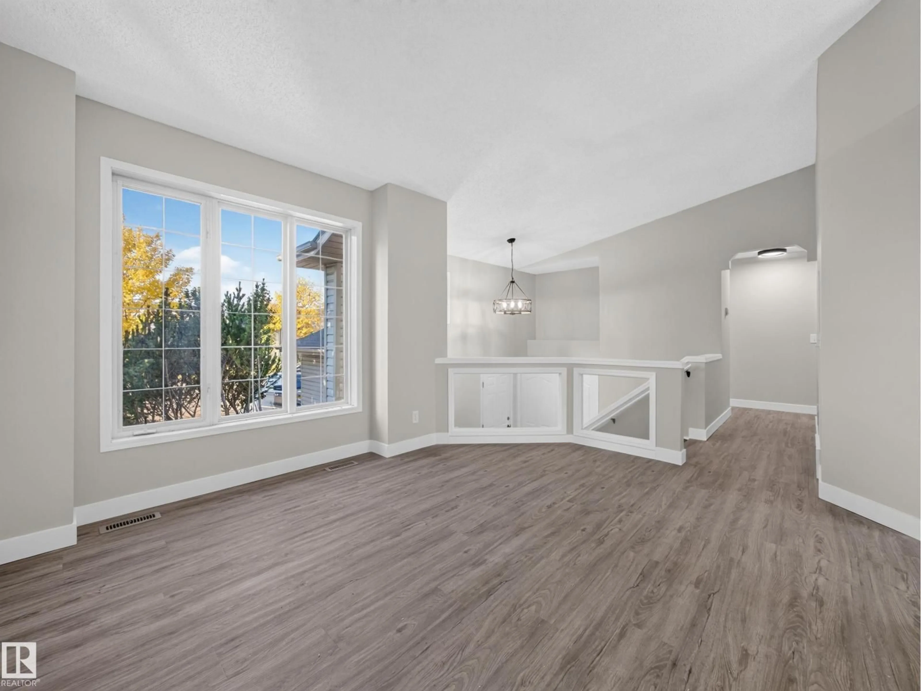 A pic of a room for 310 REGENCY DR, Sherwood Park Alberta T8A5W6