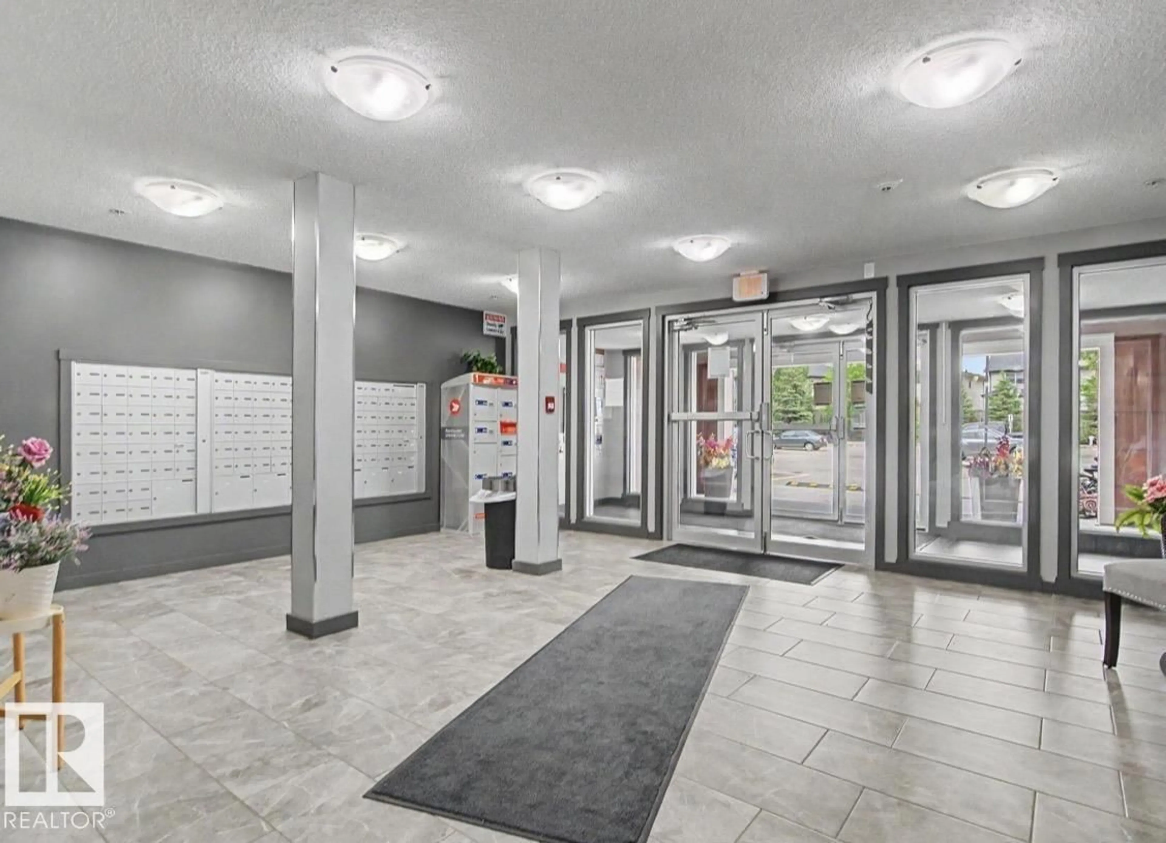 Indoor foyer for 321 - 5370 CHAPPELLE RD, Edmonton Alberta T6W3L5