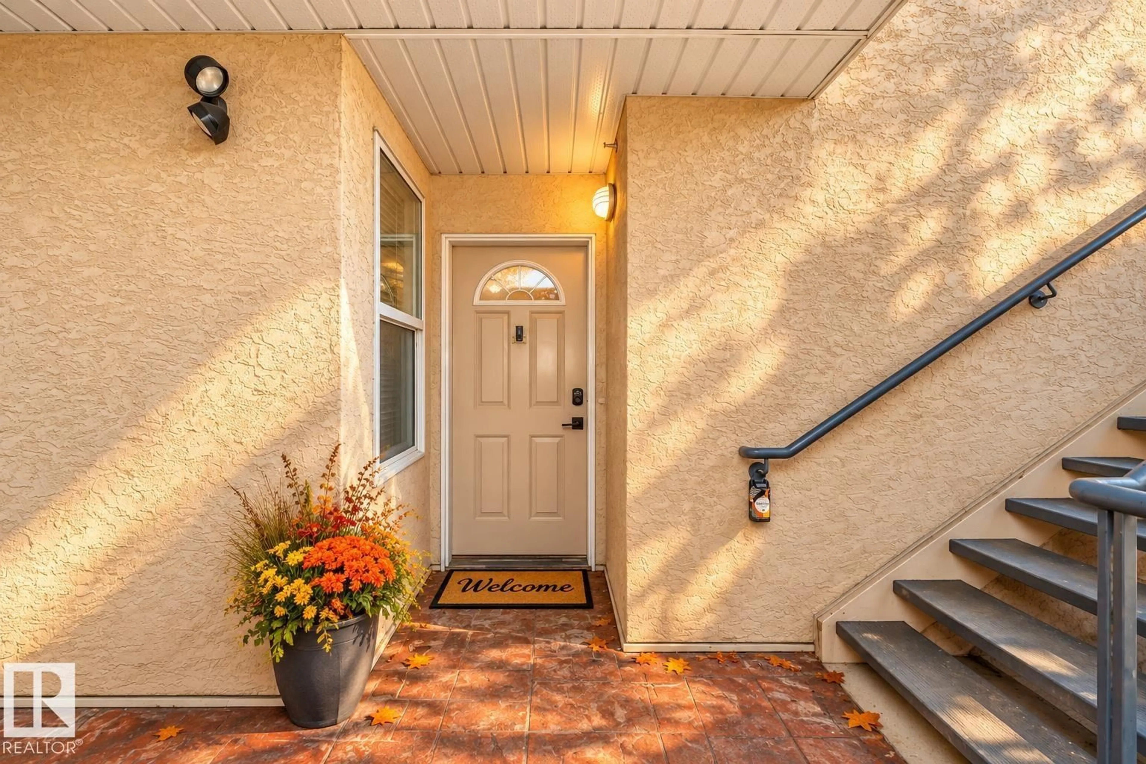 Indoor entryway for #101 - 8108 109 ST NW, Edmonton Alberta T6G2V7