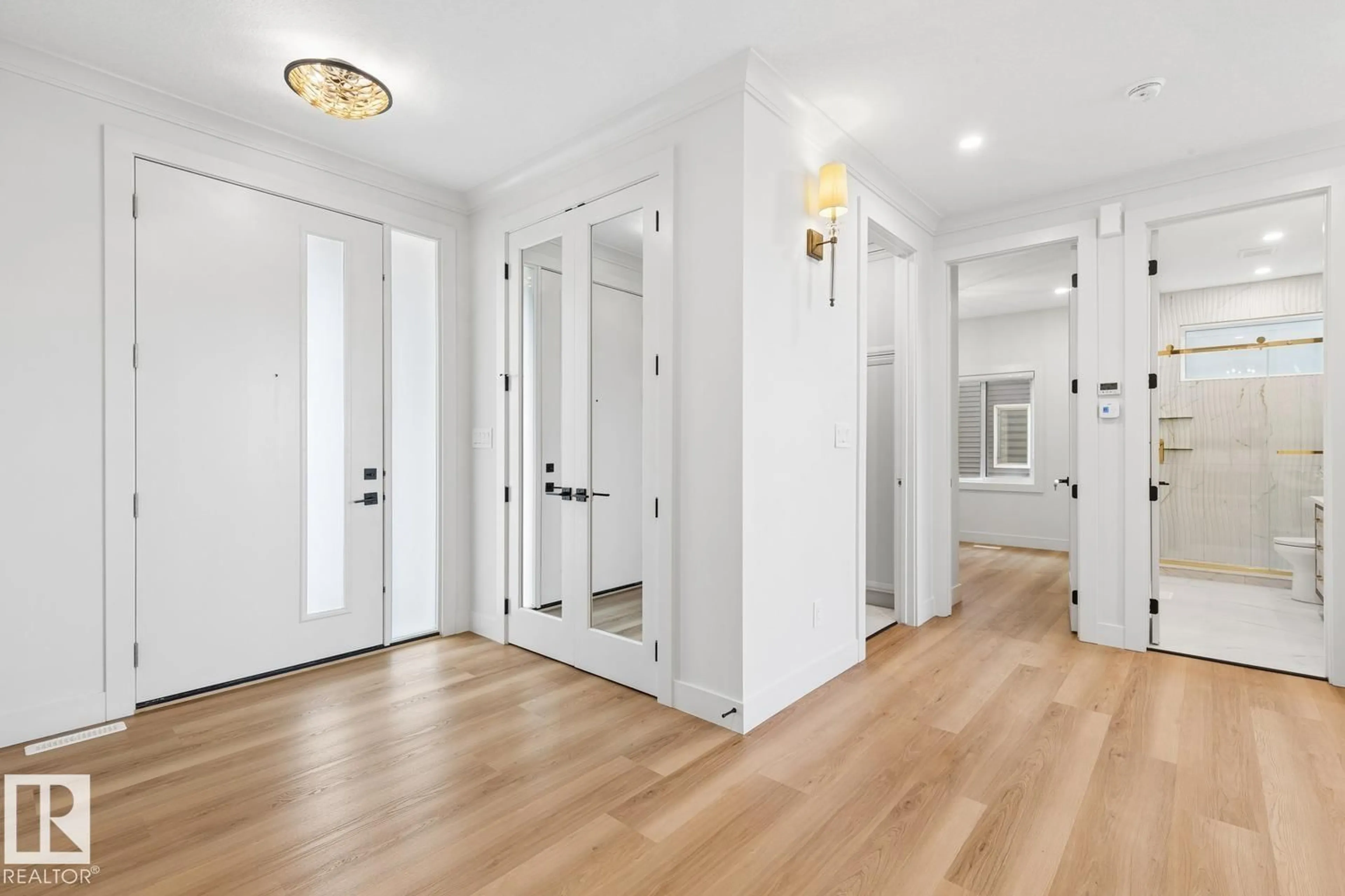 Indoor entryway for NE - 6362 17 ST, Rural Leduc County Alberta T4X3C7