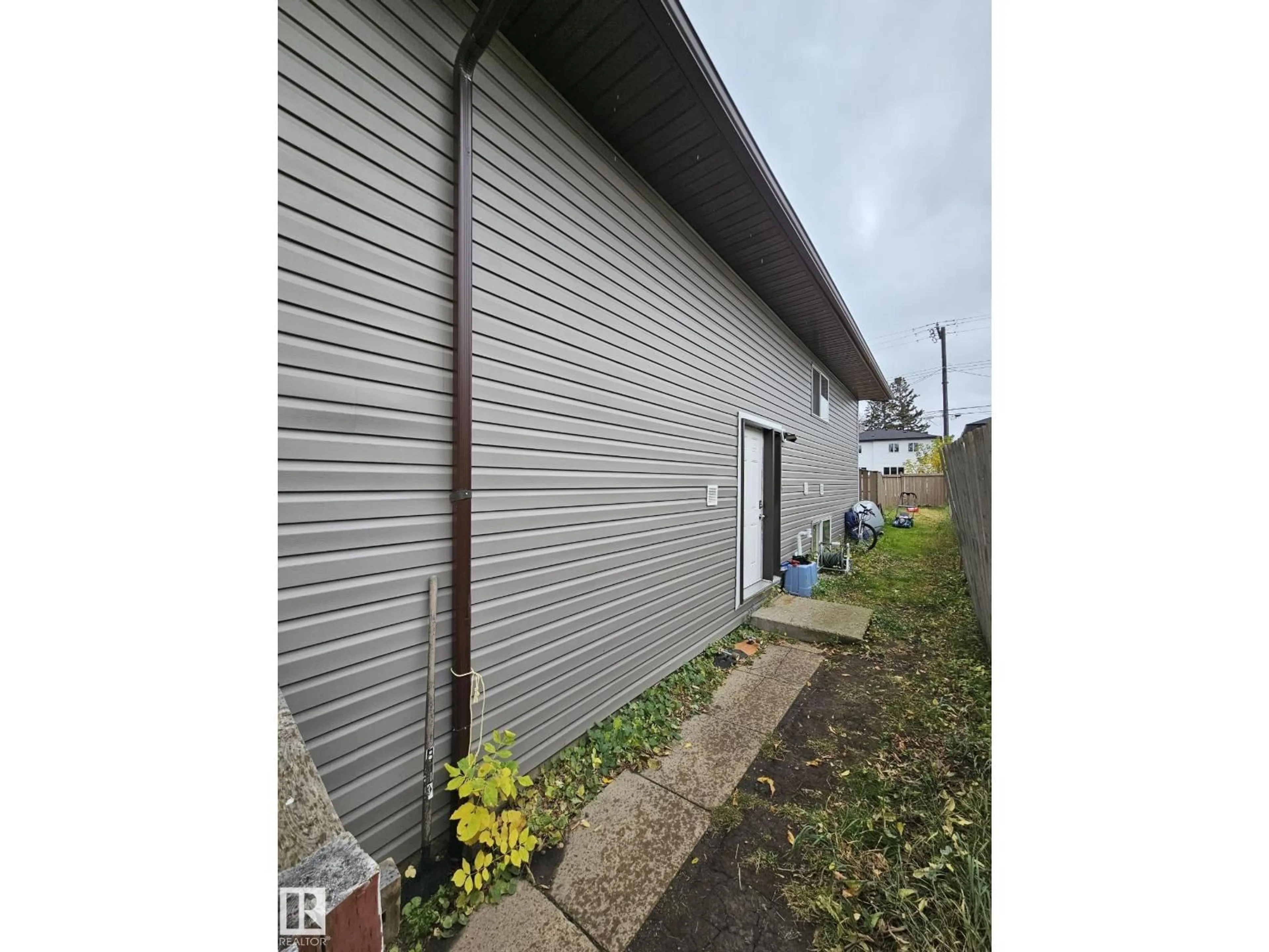 Unknown for NW - 12906-12908 68 ST, Edmonton Alberta T5C0E8