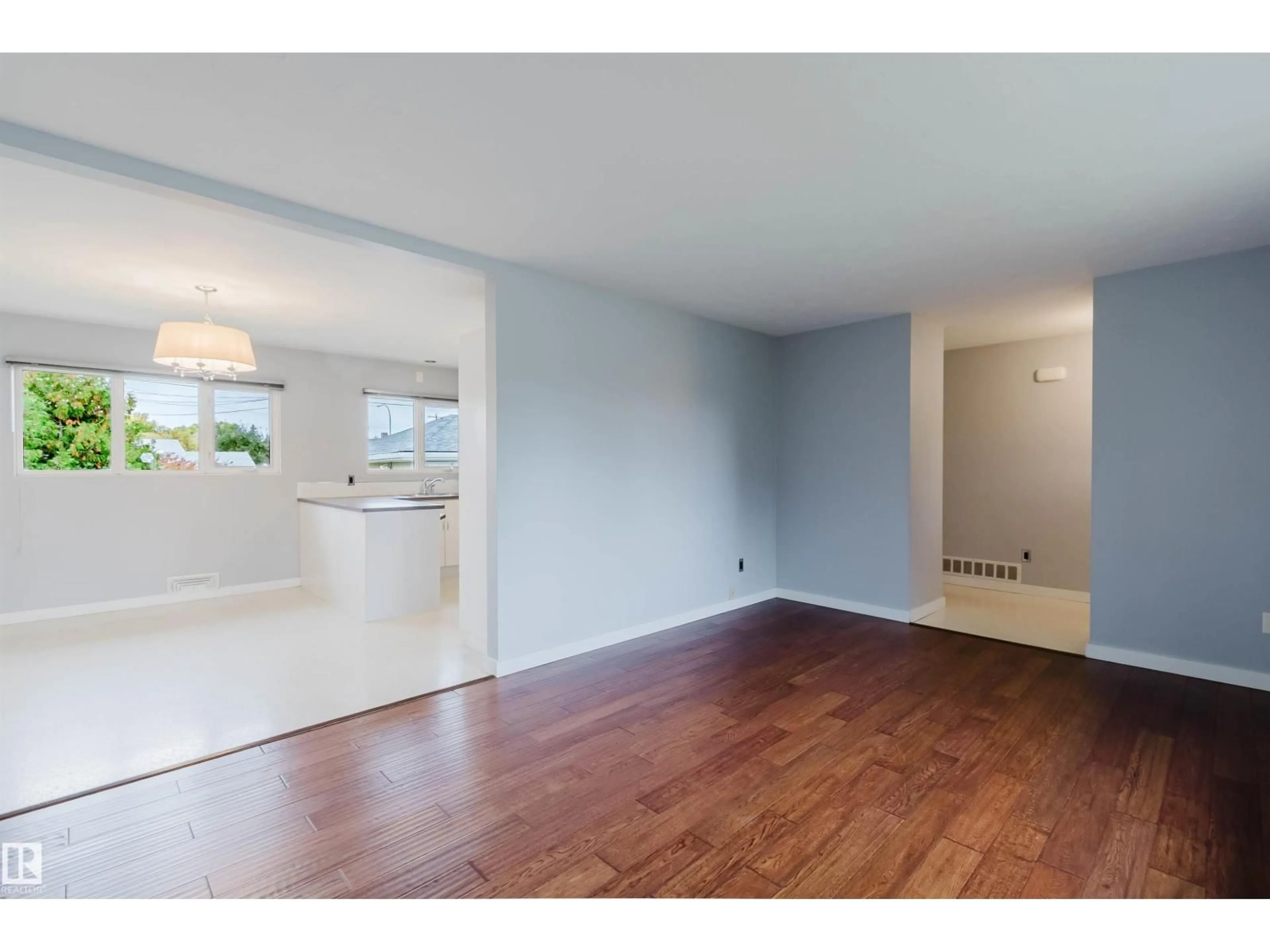 Unknown for 10138 62 ST NW, Edmonton Alberta T6A2L8