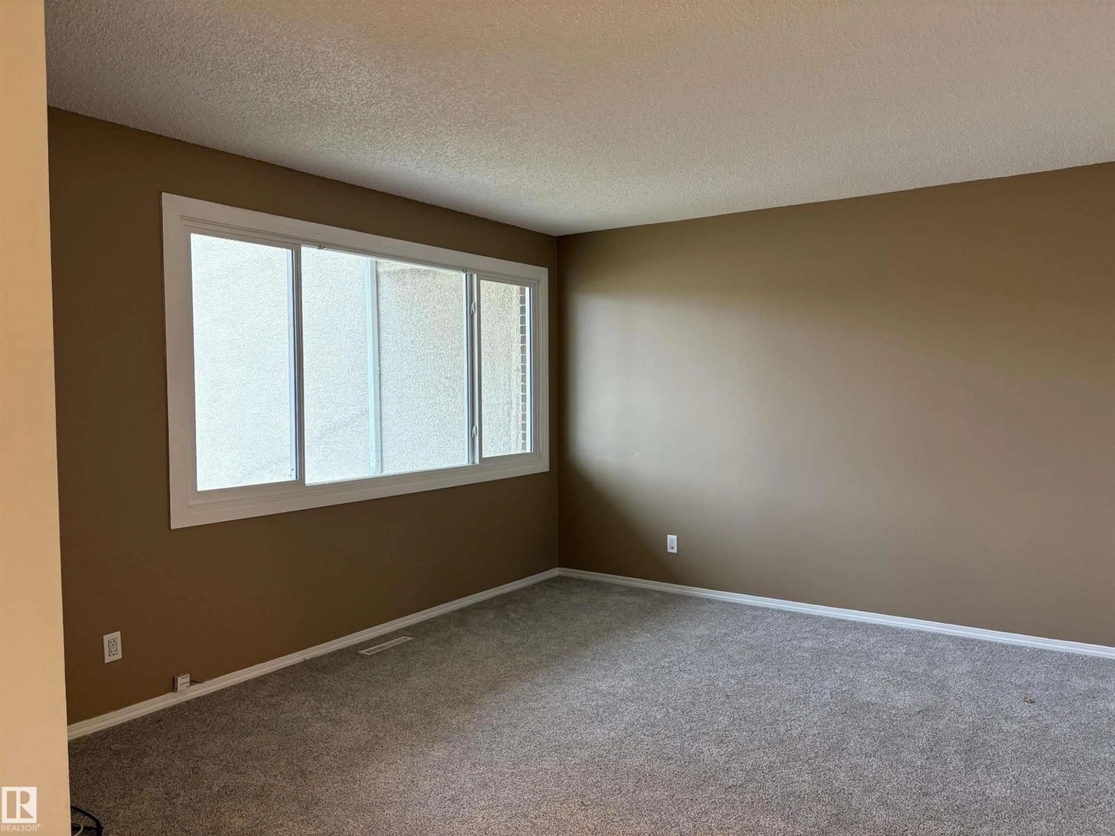 Unknown for 5731 144 AV, Edmonton Alberta T5A1K6