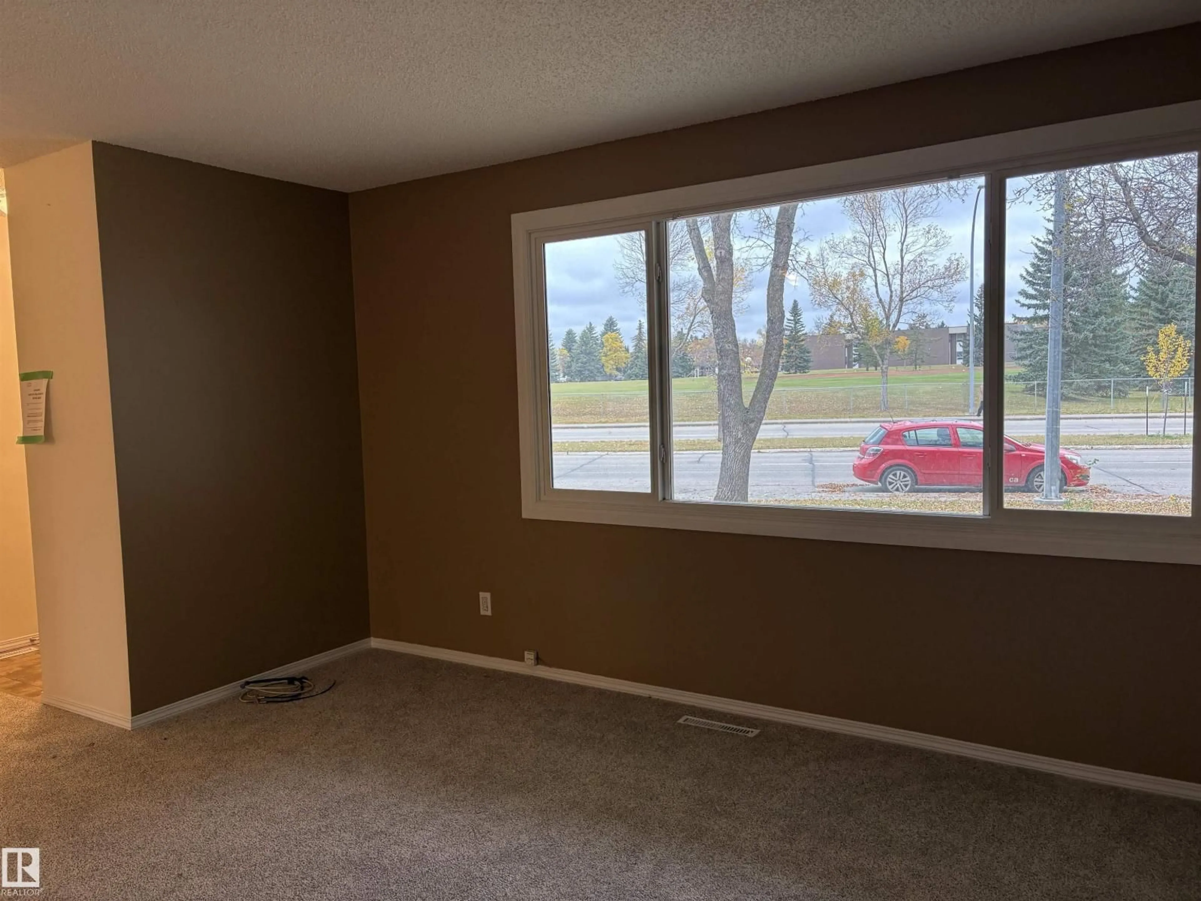 Unknown for 5731 144 AV, Edmonton Alberta T5A1K6