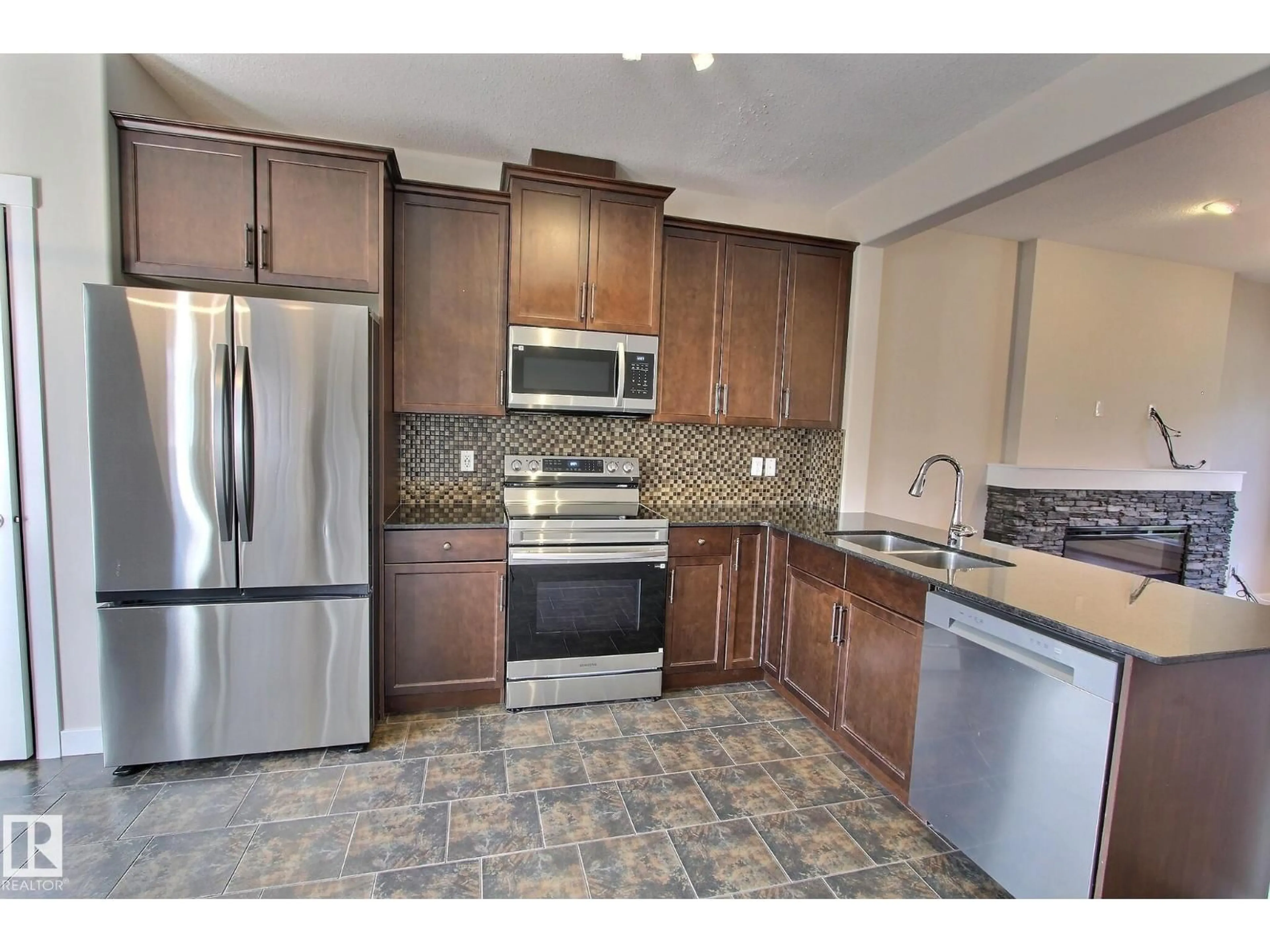 Unknown for 356 PIONEER RD, Spruce Grove Alberta T7X0T1