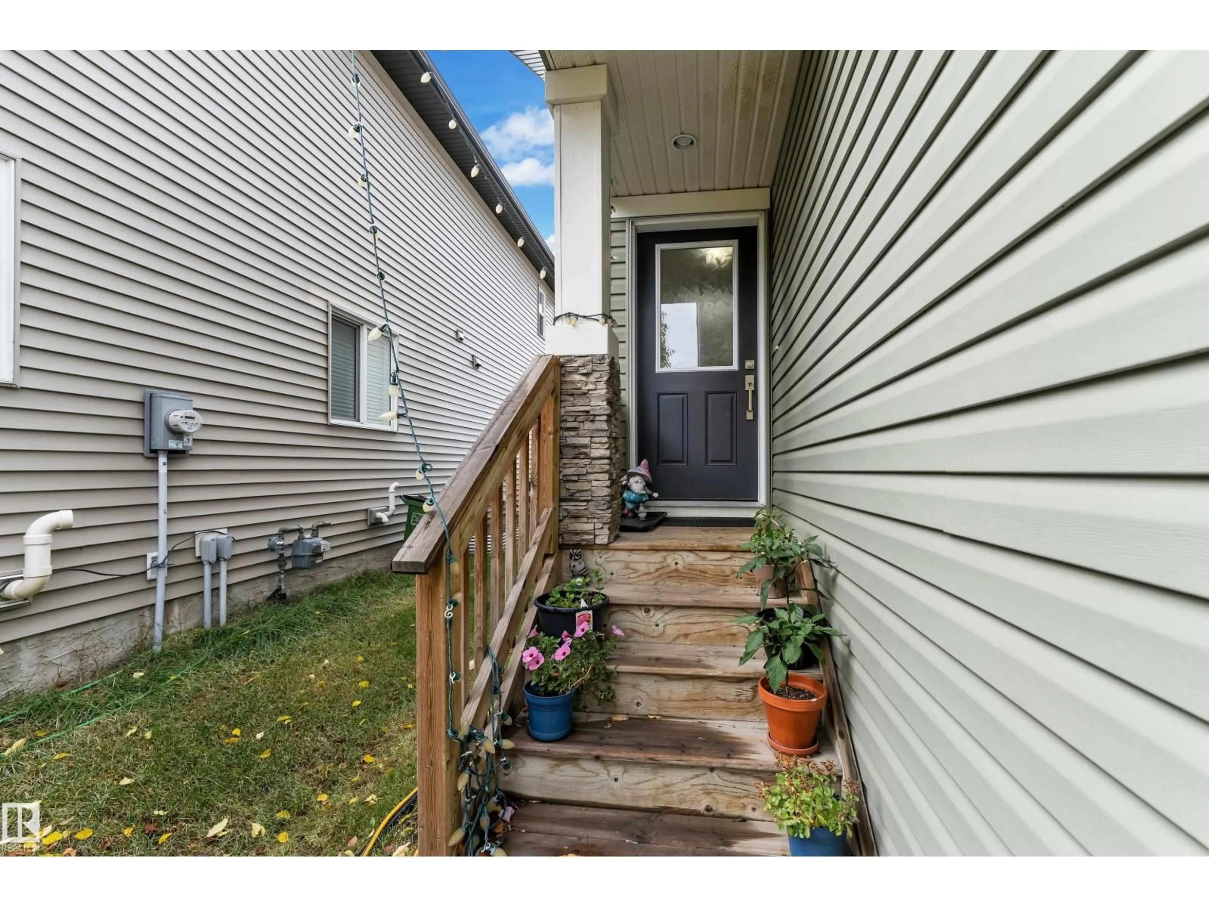 Unknown for NW - 1208 33A ST, Edmonton Alberta T6T2C4