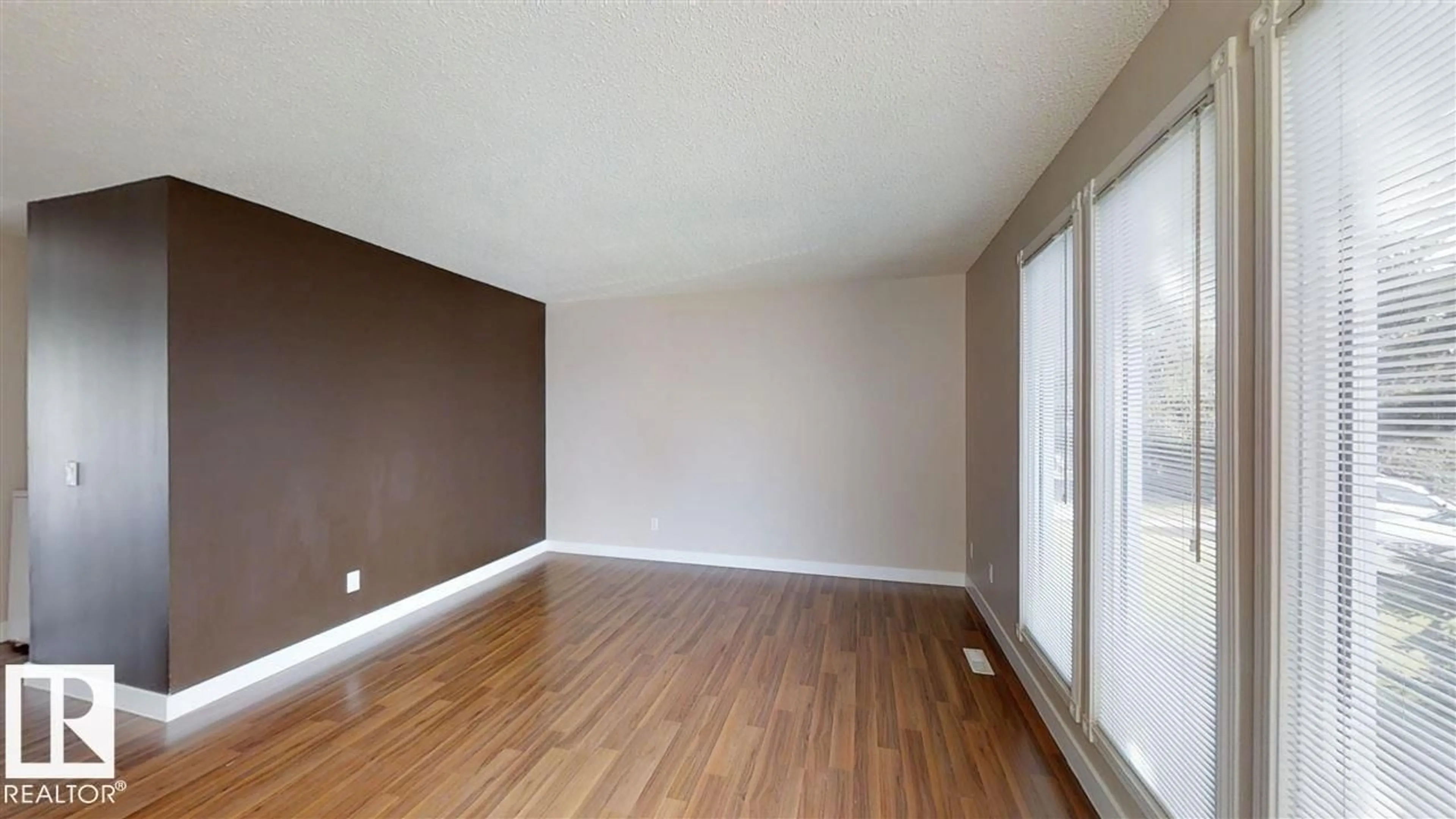 A pic of a room for 3431 42 ST, Edmonton Alberta T6L3Z4