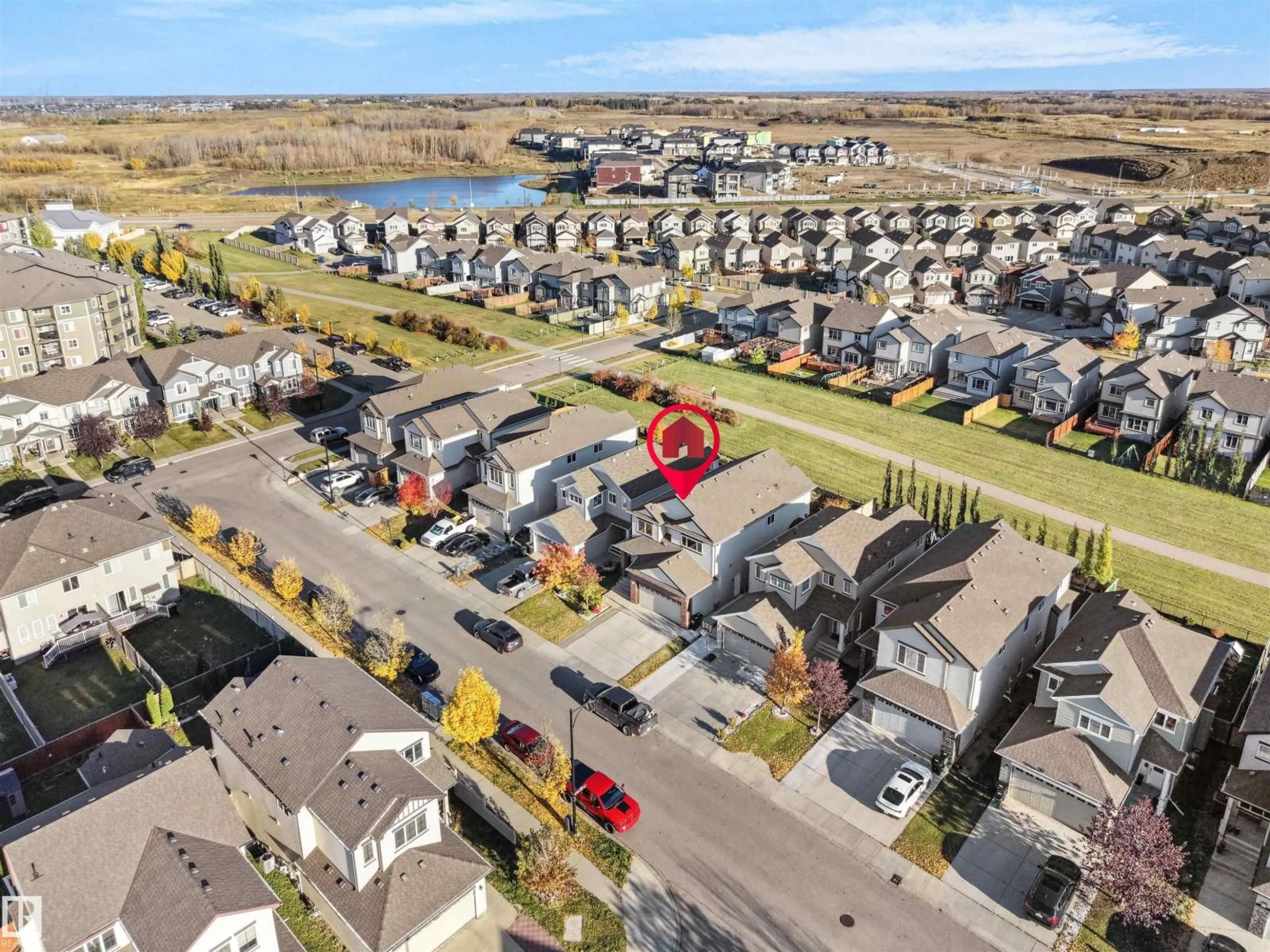 A pic from outside/outdoor area/front of a property/back of a property/a pic from drone, street for 5219 18 AV, Edmonton Alberta T6X1A4