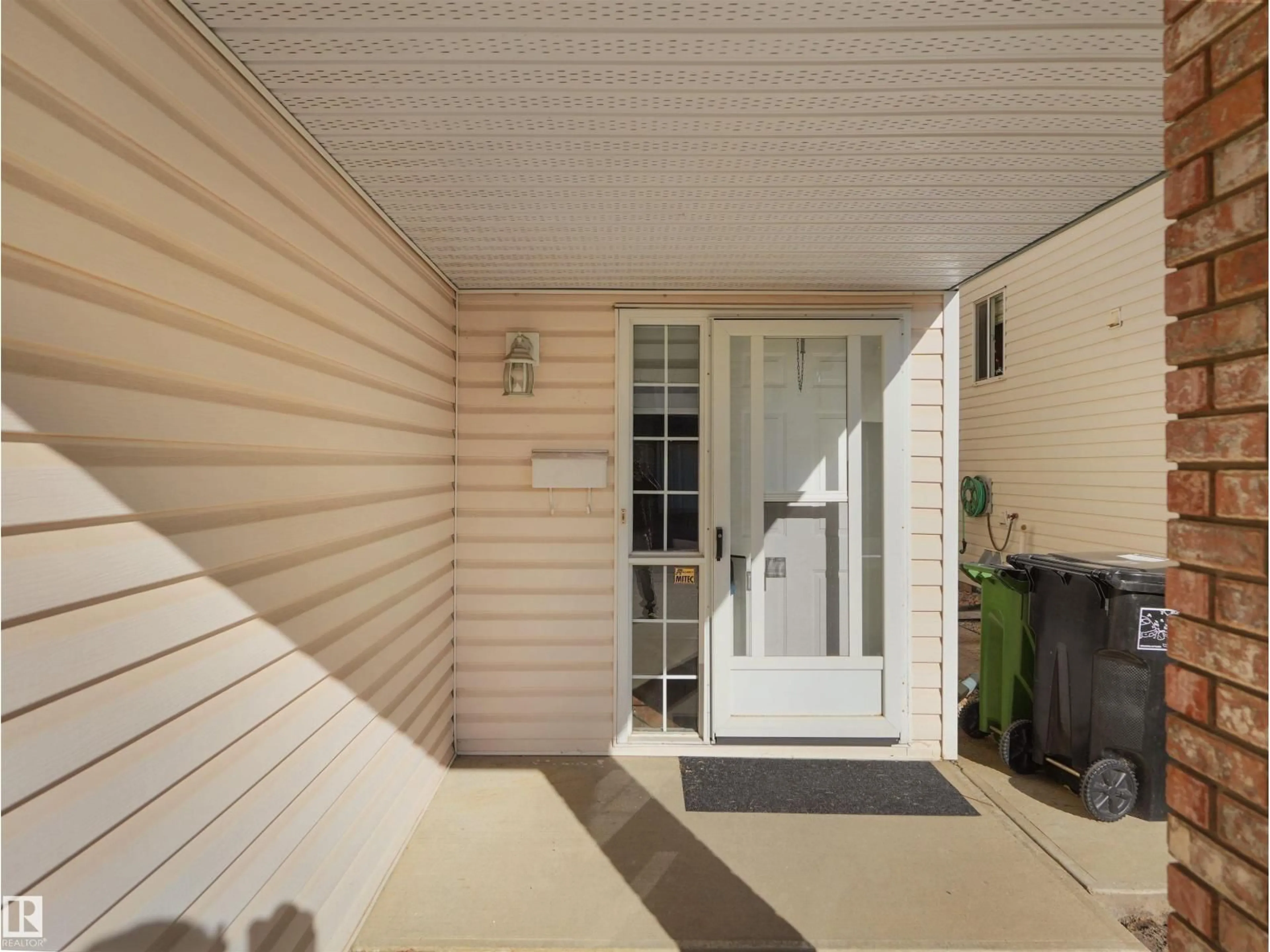 Unknown for 843 - 35 YOUVILLE DR, Edmonton Alberta T6L6X8