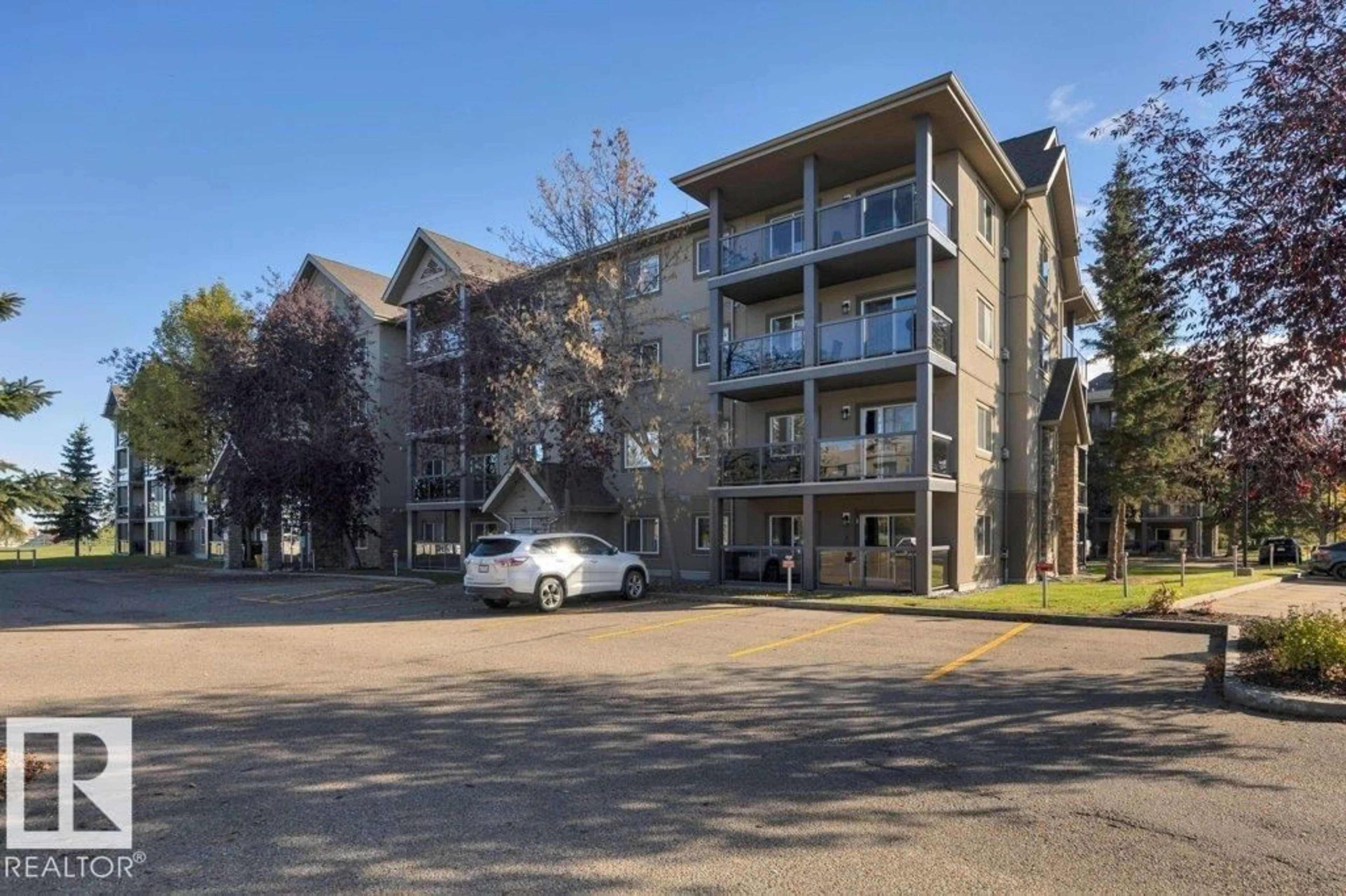 A pic from outside/outdoor area/front of a property/back of a property/a pic from drone, unknown for 279 - 342 SUDER GREENS DR, Edmonton Alberta T5T6X6