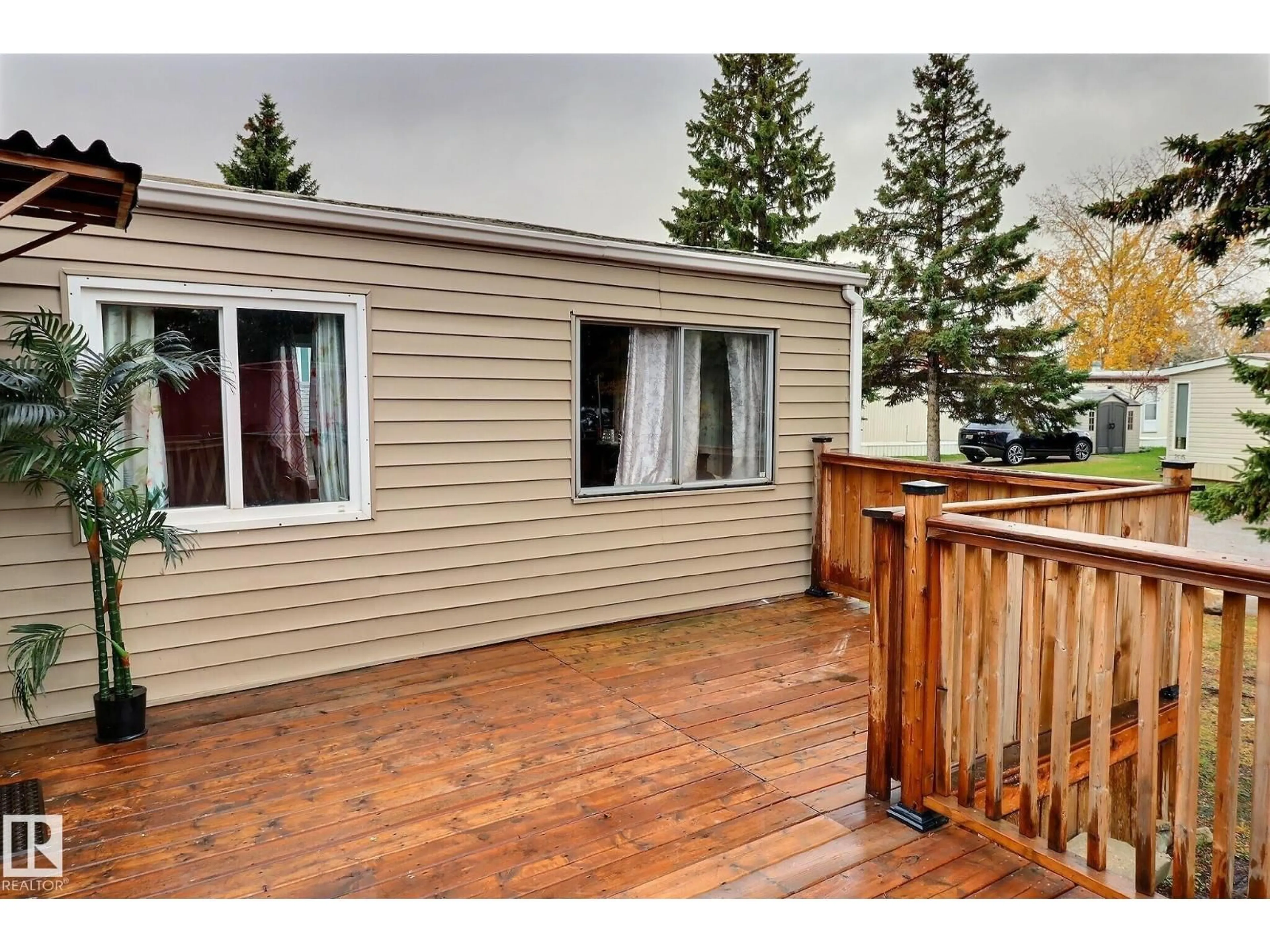 Patio, unknown for 197 EVERGREEN PA, Edmonton Alberta T6B0R9