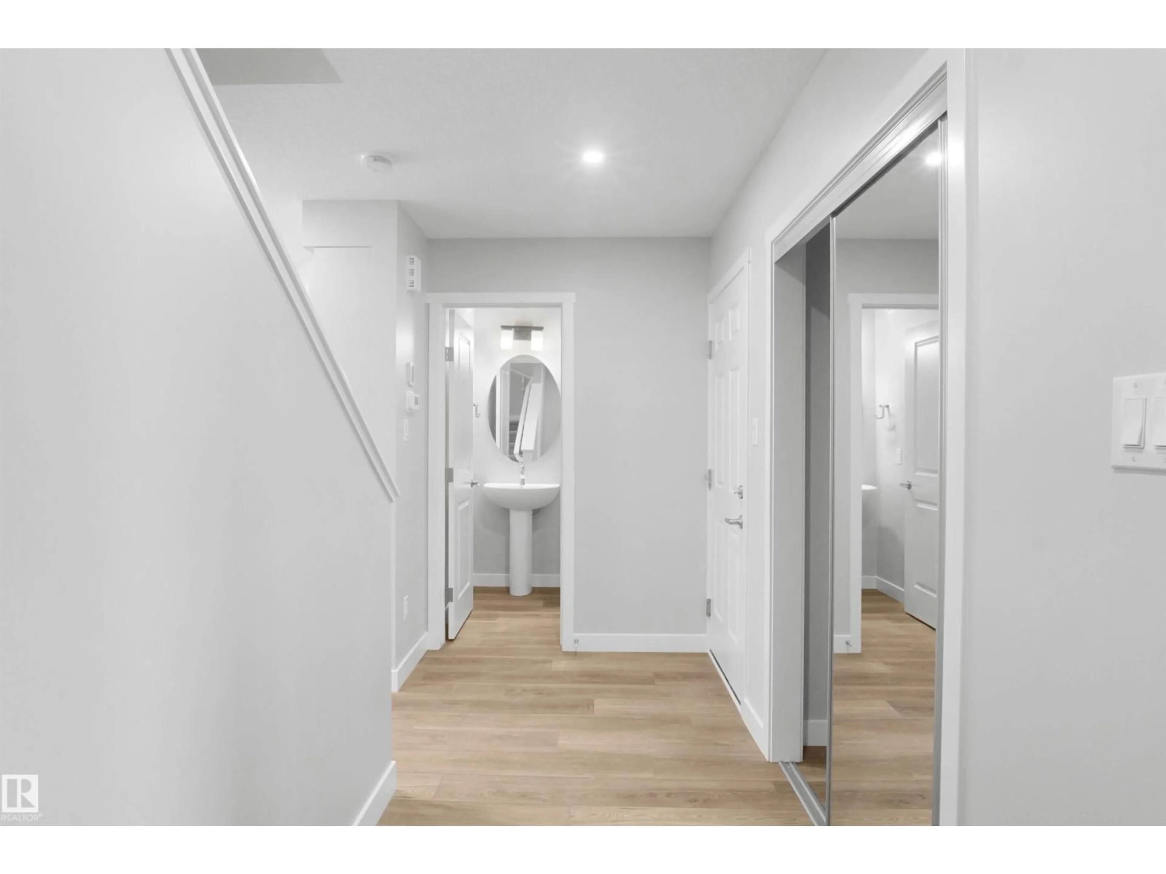 Unknown for NW - 1860 187 ST, Edmonton Alberta T6M3N7