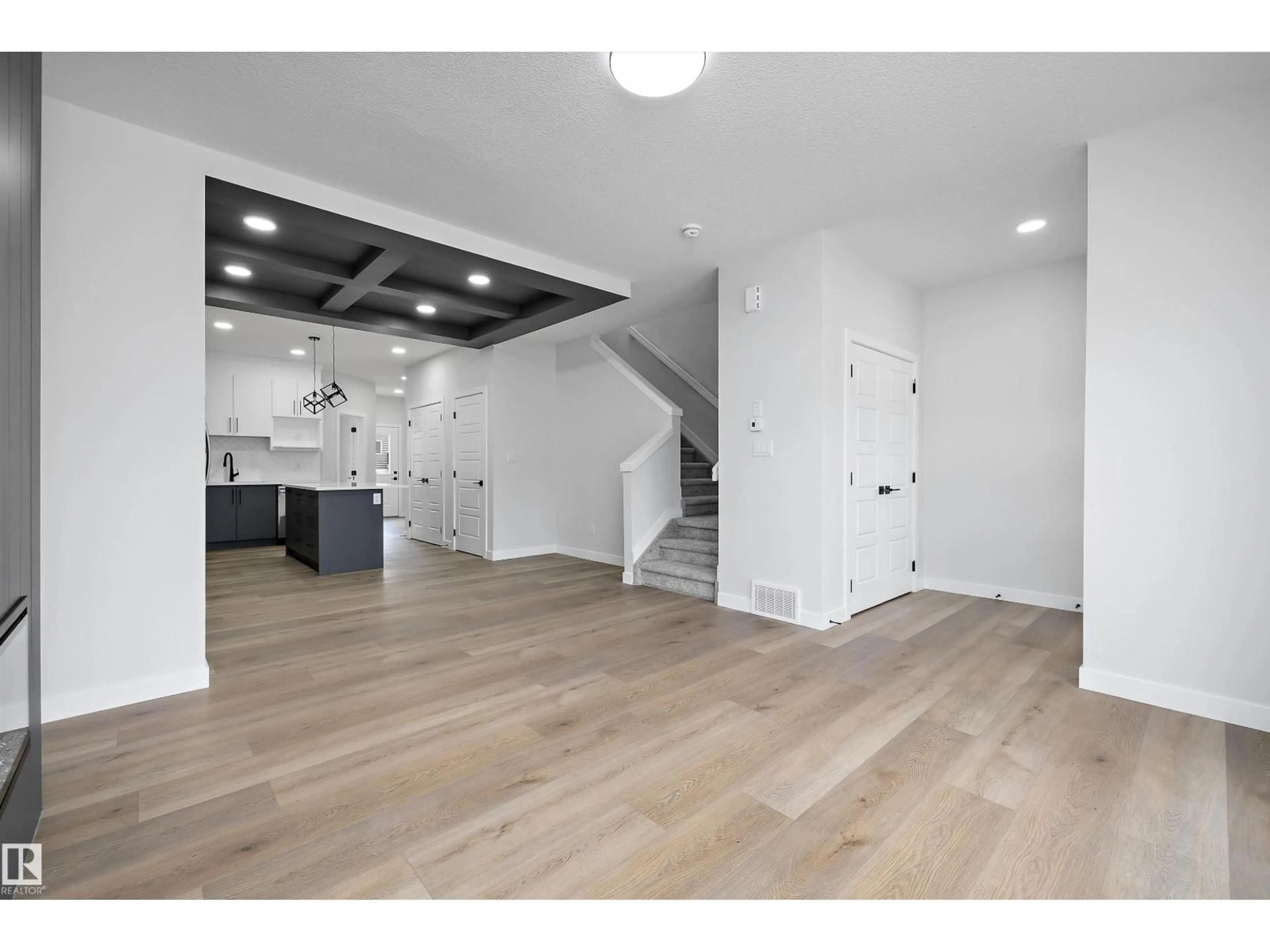 Unknown for 271 EDGEMONT GR, Edmonton Alberta T6M3J7