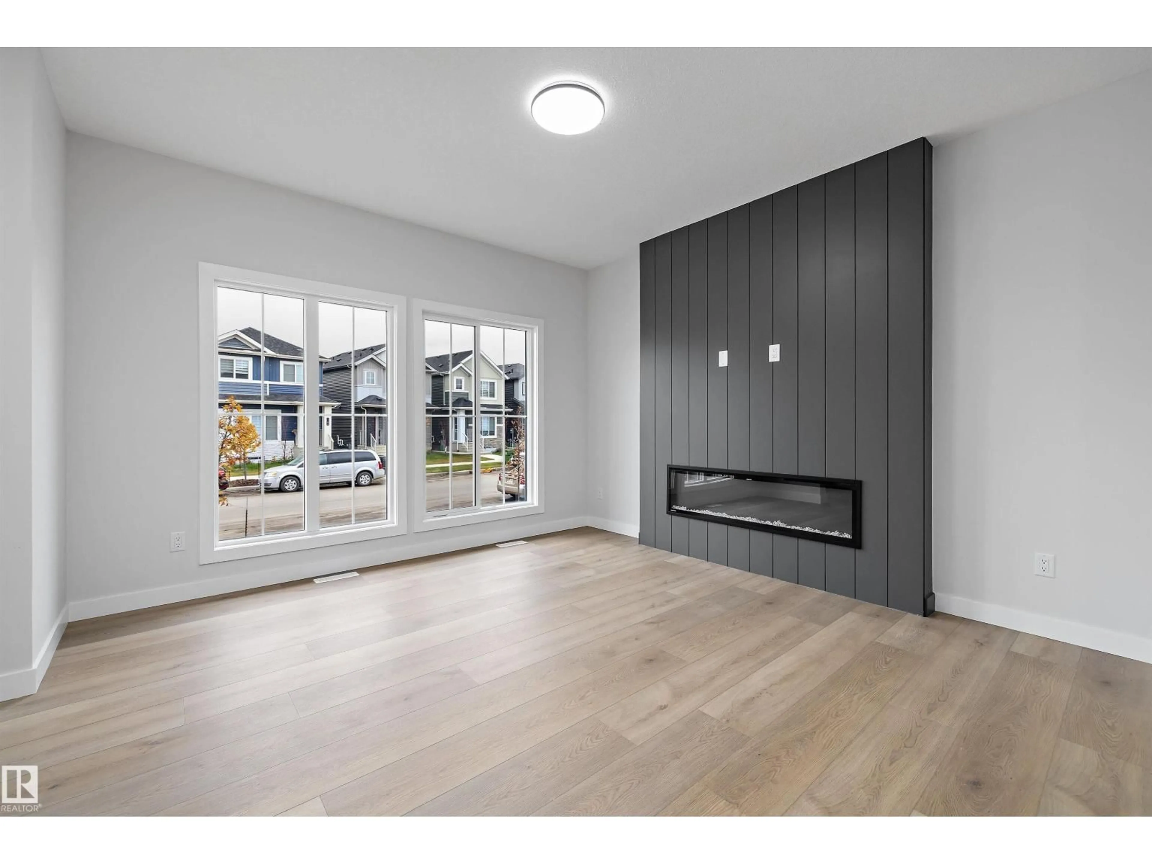 A pic of a room for 271 EDGEMONT GR, Edmonton Alberta T6M3J7